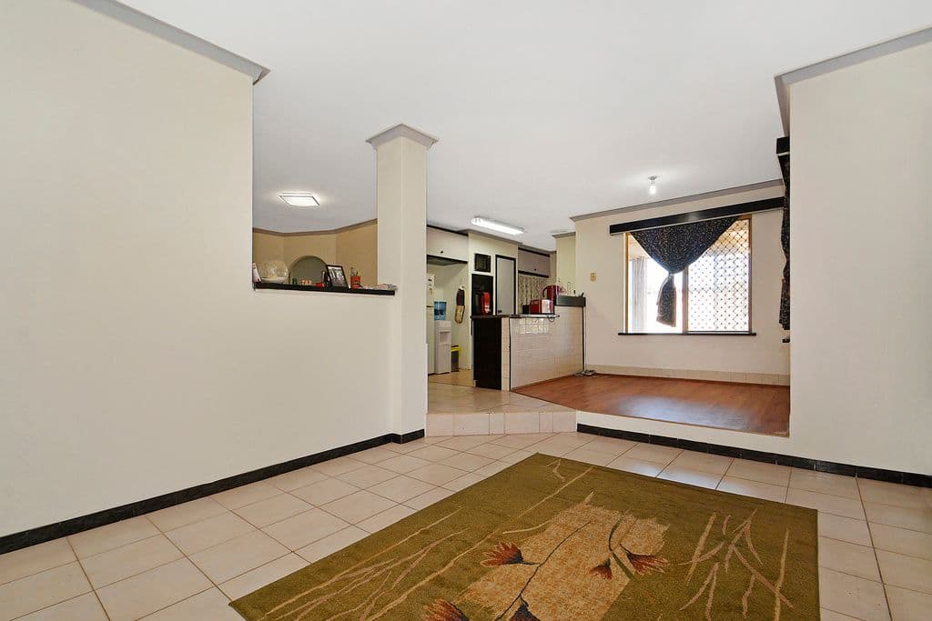 9 Harber Drive, Armadale WA 6112, Armadale - Thumbnail 2