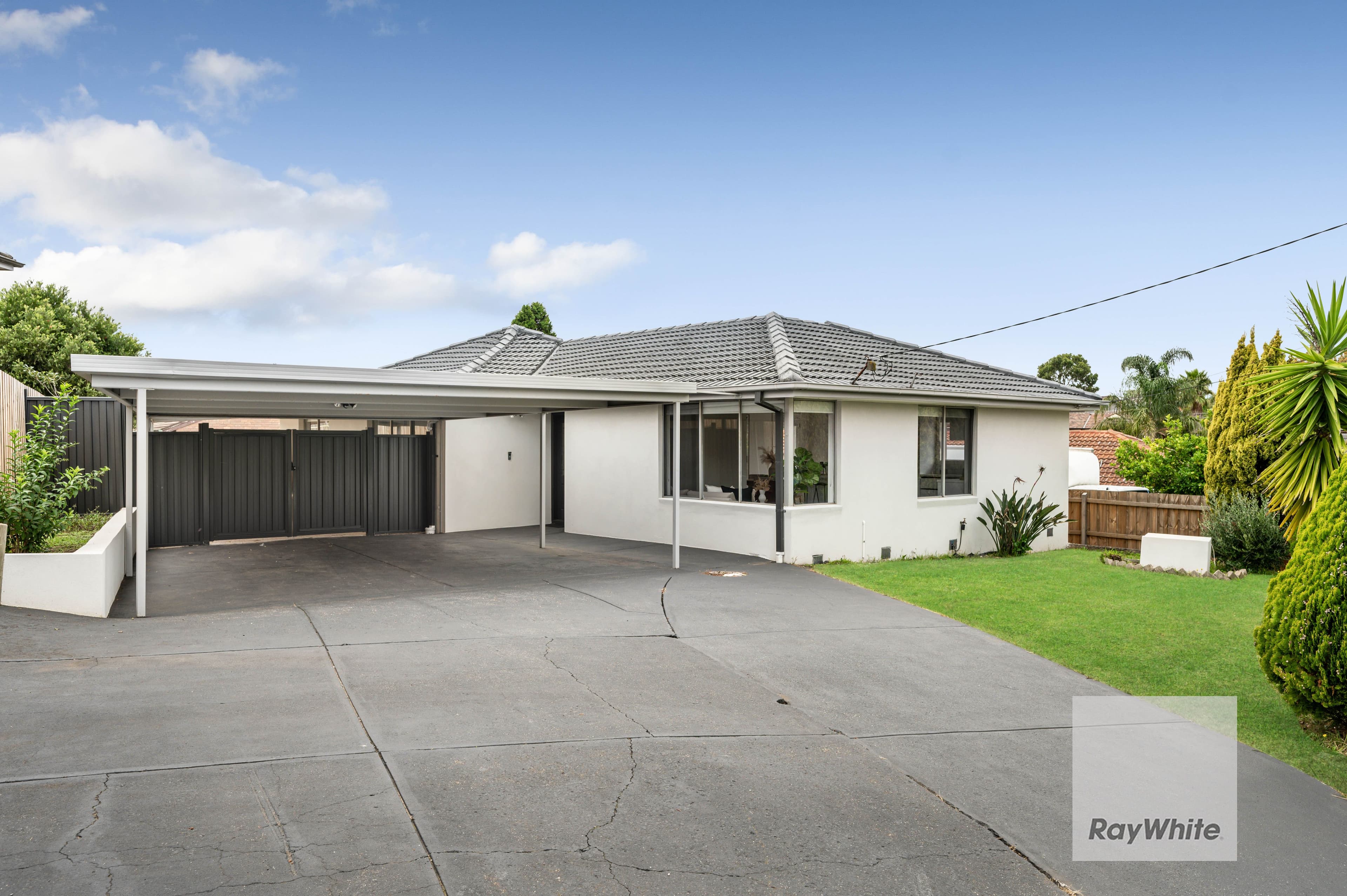 6 Kingsmere Close, Gladstone Park VIC 3043, Gladstone Park - Thumbnail 2