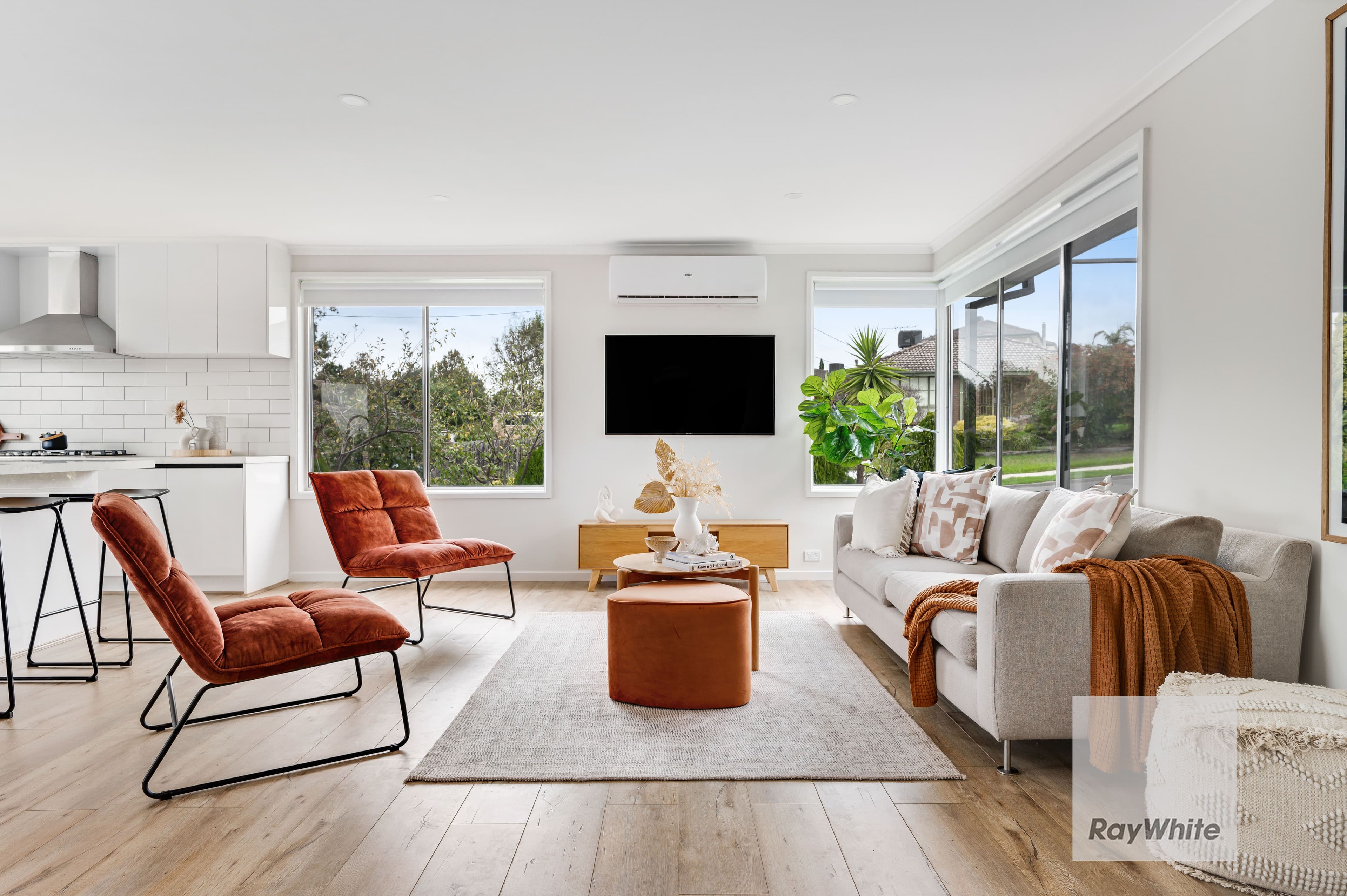 6 Kingsmere Close, Gladstone Park VIC 3043, Gladstone Park - Thumbnail 4