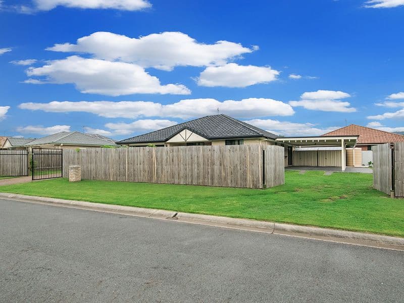 16 Blueash Crescent, Oxenford QLD 4210, Oxenford - Thumbnail 4