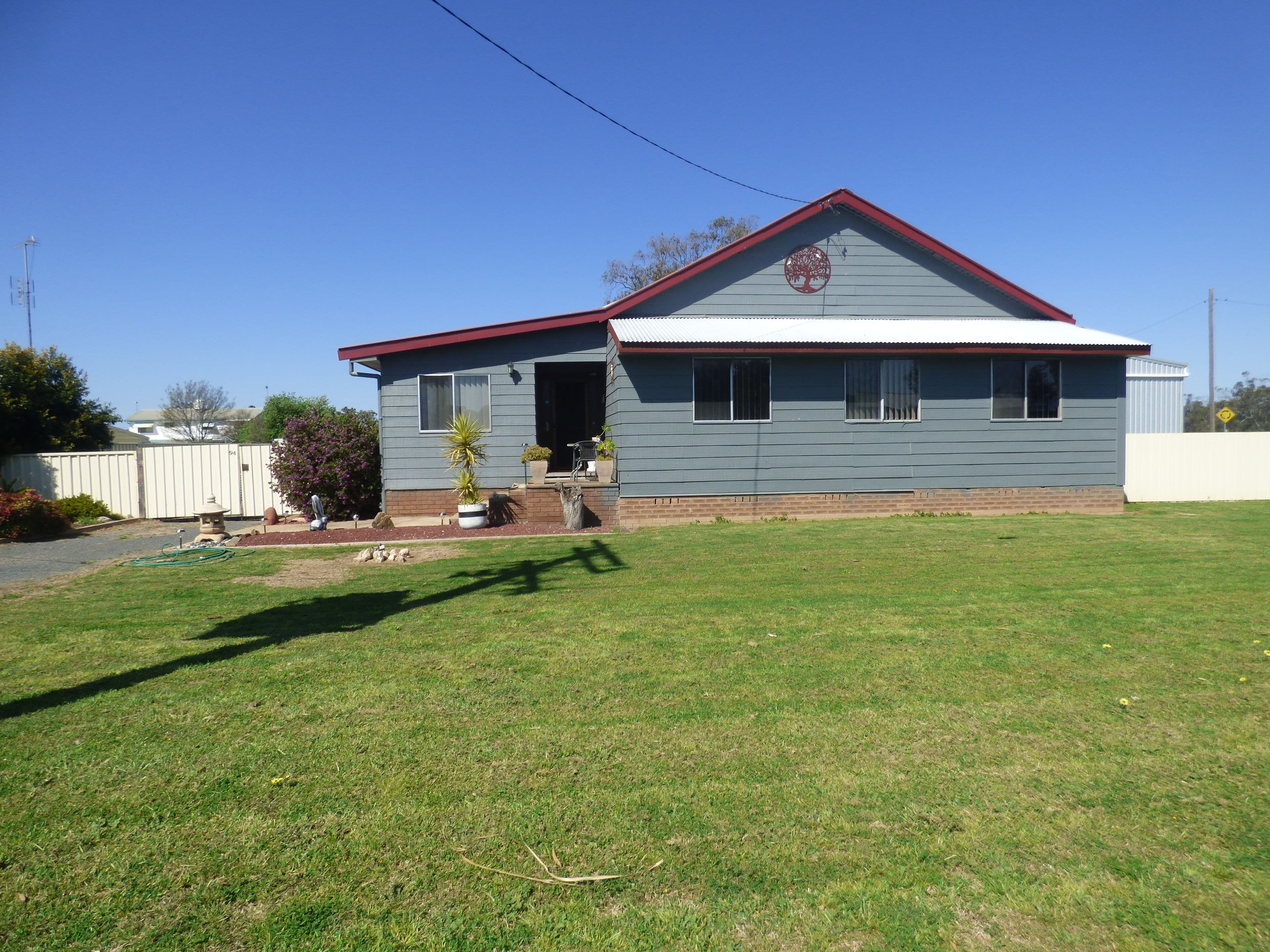 17 Dellinea Street, Cranbourne North - Image 1