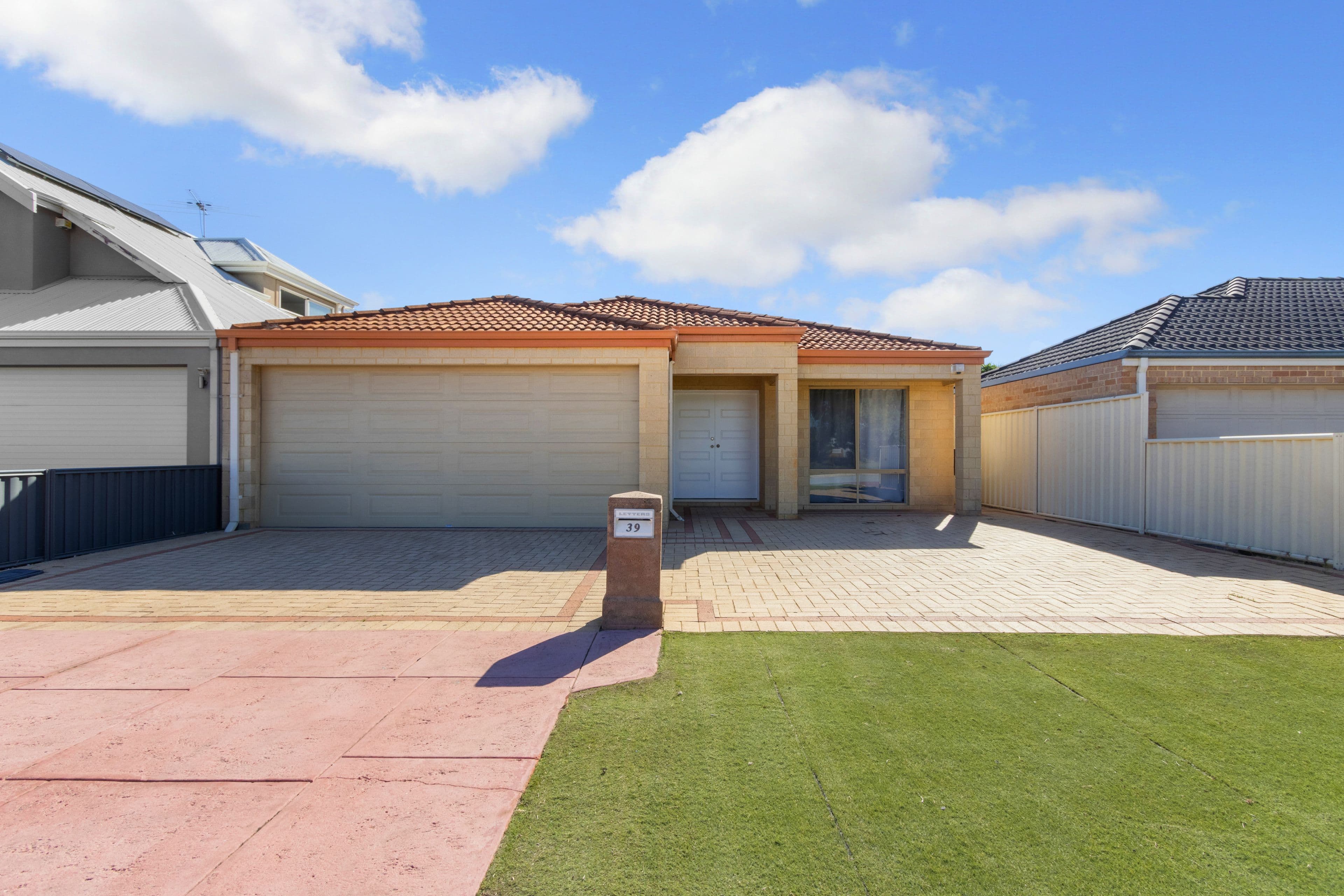 39 Balaka Way, Queens Park WA 6107, Queens Park - Image 1