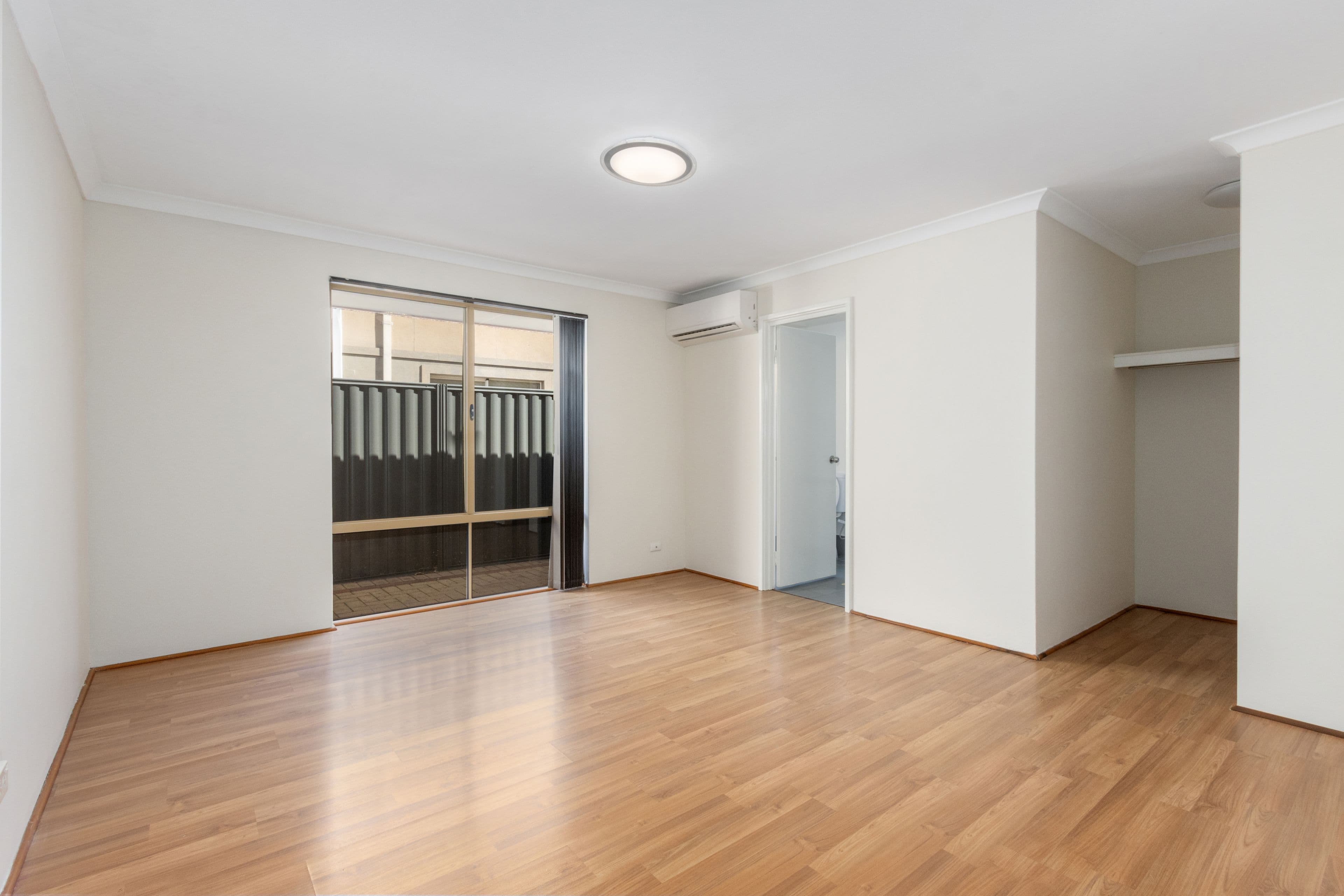 39 Balaka Way, Queens Park WA 6107, Queens Park - Thumbnail 4