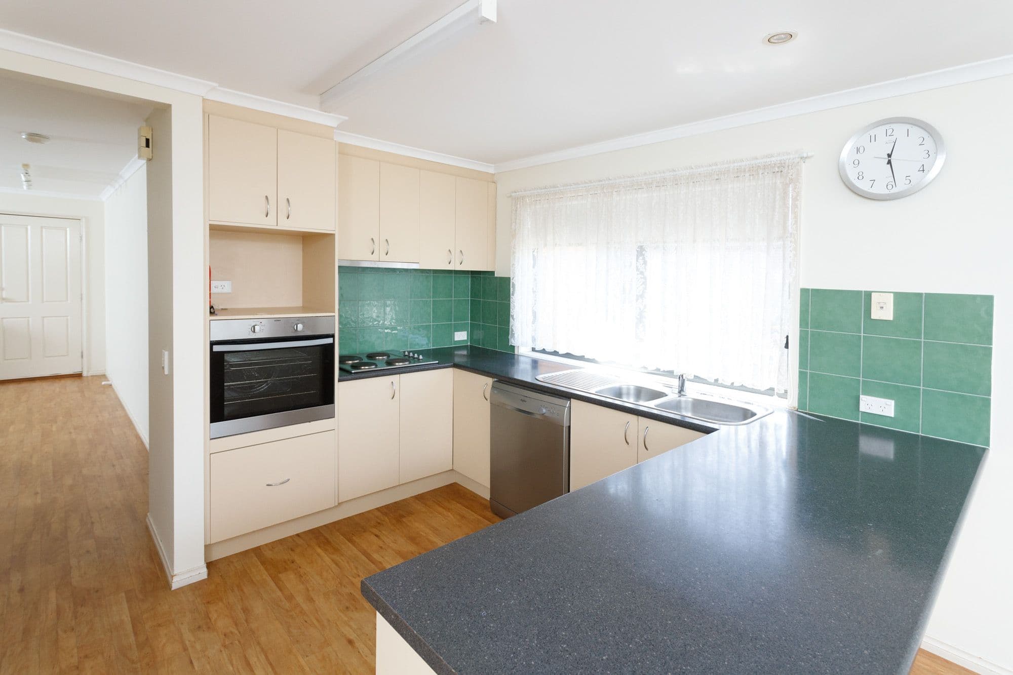 38 Joe Ford Drive, Tatura VIC 3616, Tatura - Thumbnail 5