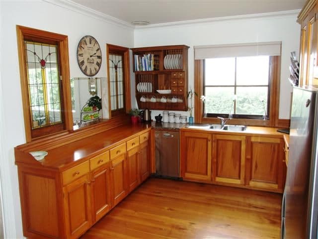 19 Norfolk Avenue, Surfers Paradise, QLD, 4217, Surfers Paradise - Thumbnail 2