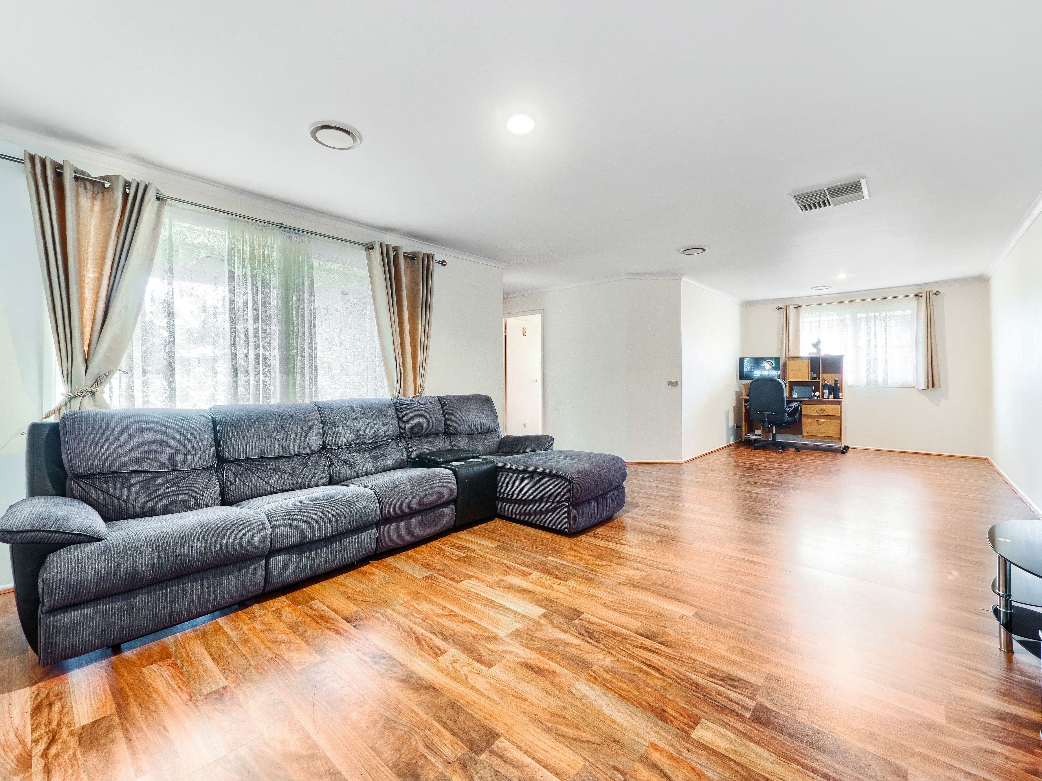 10 Godwin Crescent, Cranbourne North VIC 3977, Cranbourne North - Image 1