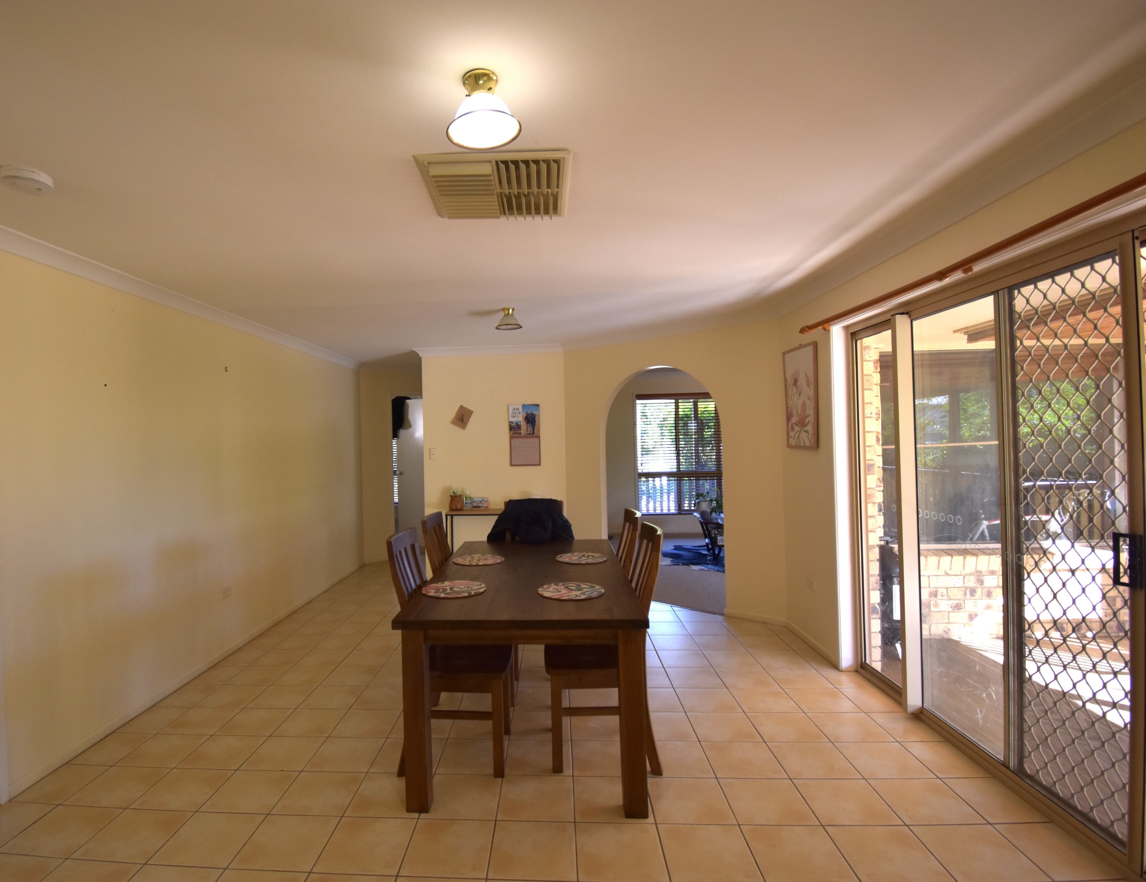 4 Jabiru Street, Longreach QLD 4730, Longreach - Thumbnail 2