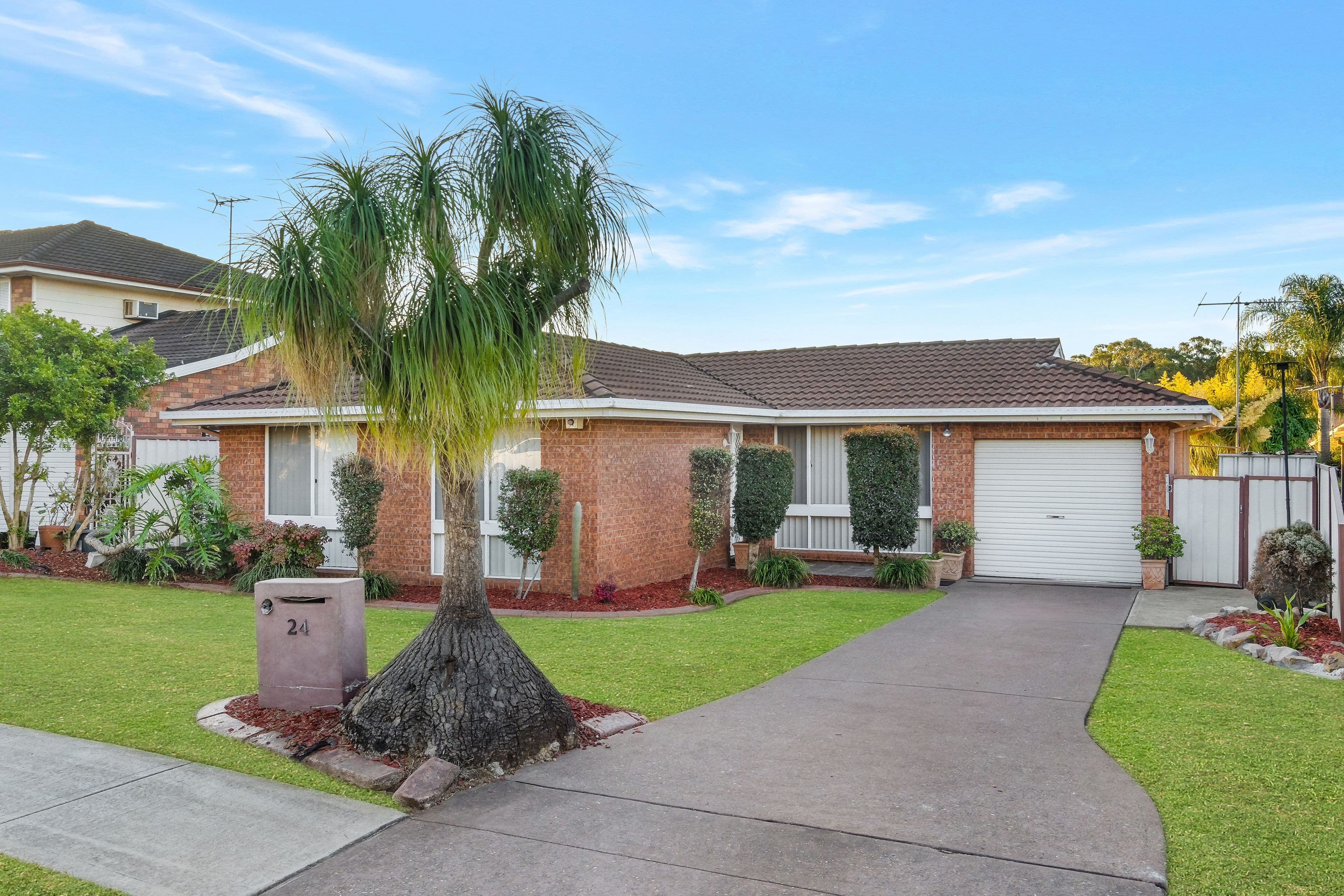 24 Saxonvale Crescent, Edensor Park NSW 2176, Edensor Park - Image 1