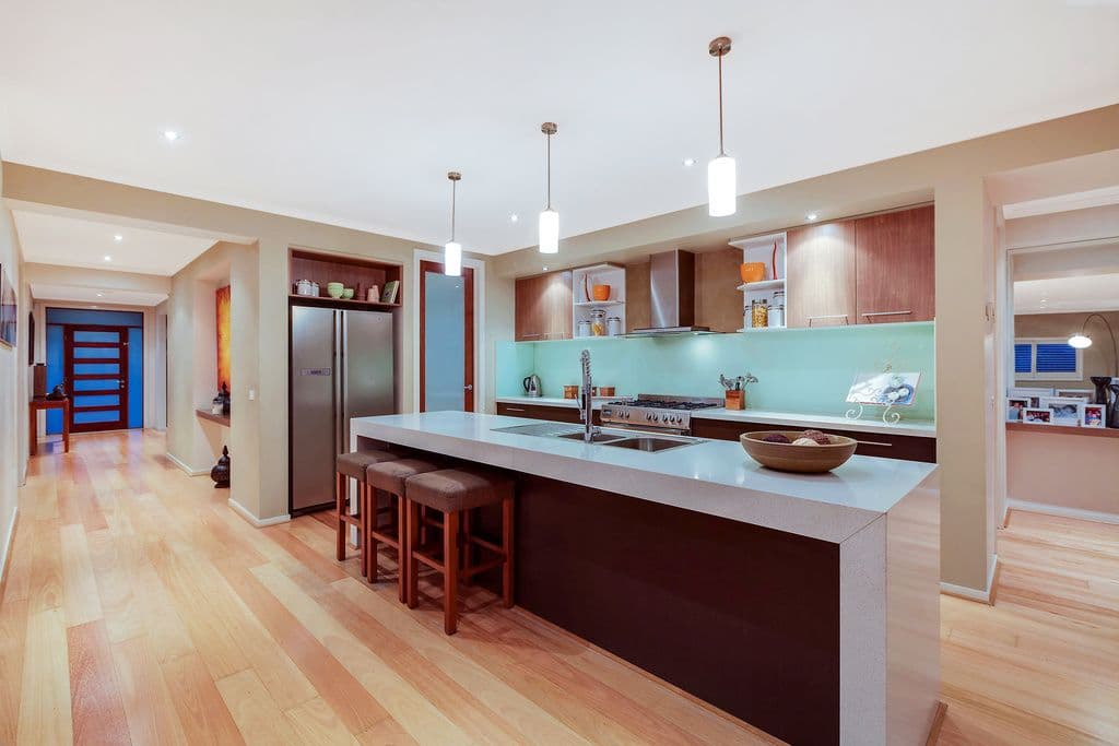 5 Viewgrand Boulevard, Epping VIC 3076, Epping - Thumbnail 2