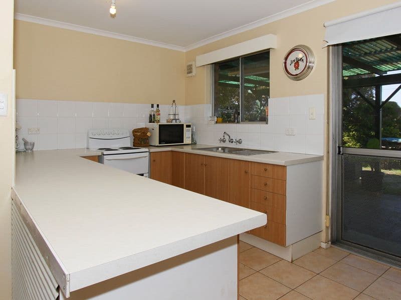 47 Scaphella Avenue, MULLALOO WA 6027, Mullaloo - Thumbnail 3
