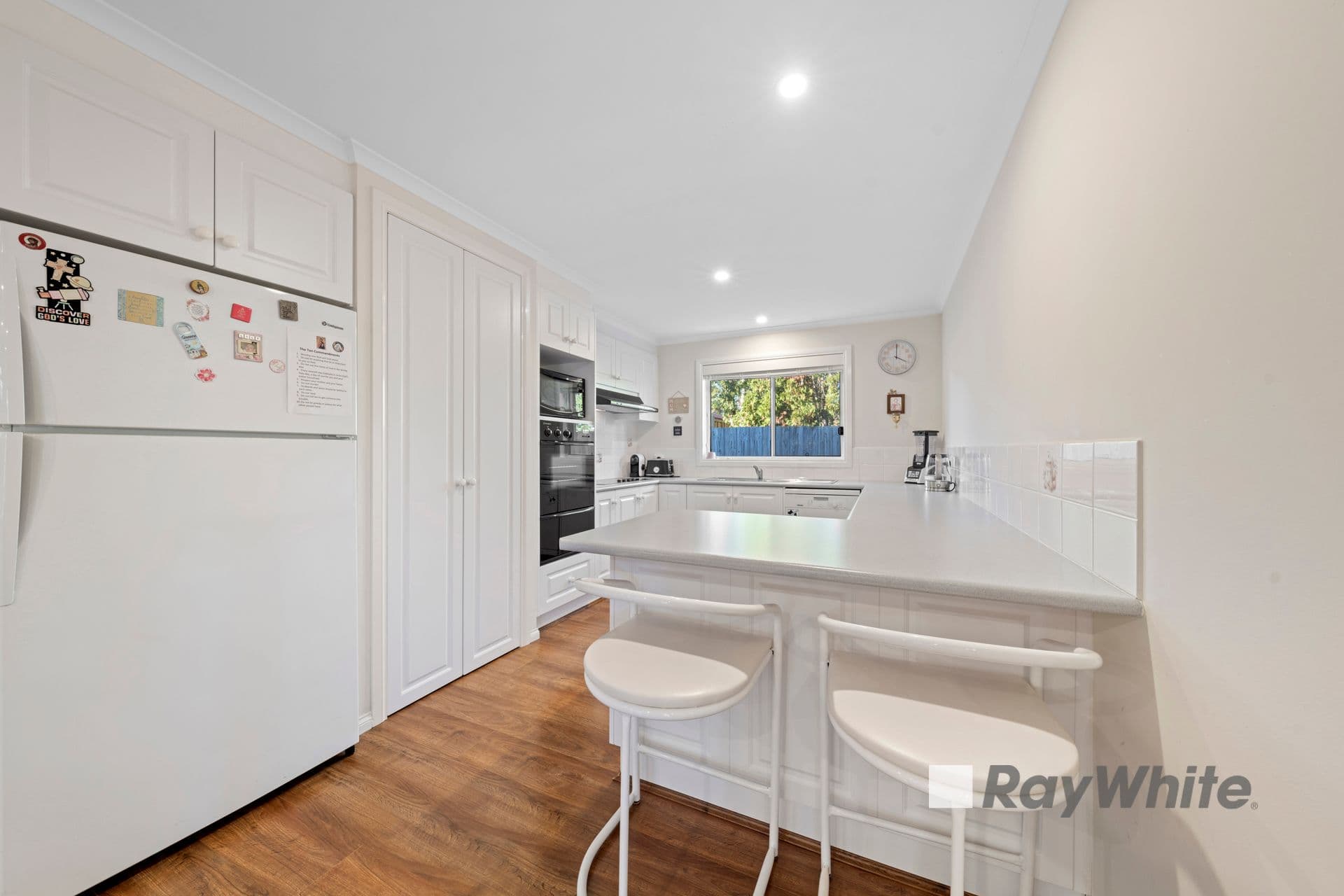 28 Serendip Court, Narre Warren VIC 3805, Narre Warren - Thumbnail 3