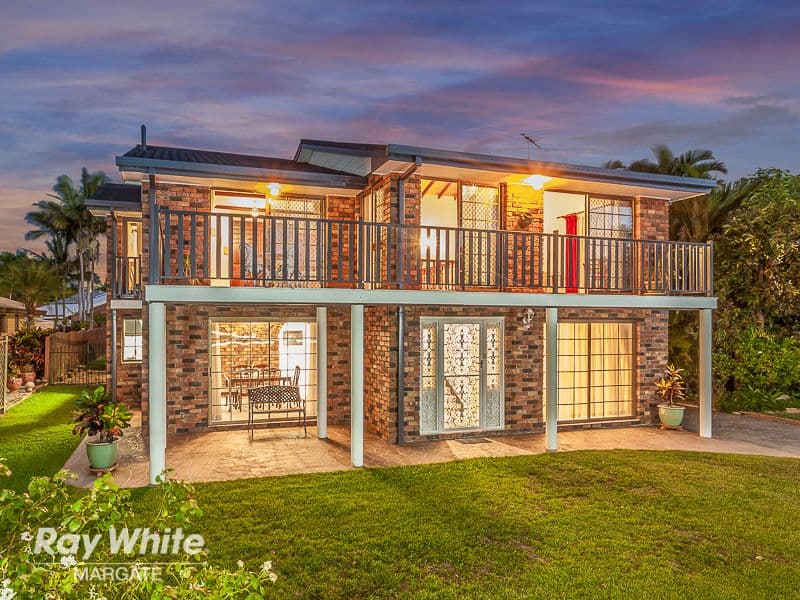 35 Endeavour Esplanade, Scarborough QLD 4020, Scarborough - Thumbnail 3