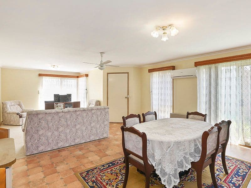 24 Jasmine Street, Bell Park VIC 3215, Bell Park - Thumbnail 2