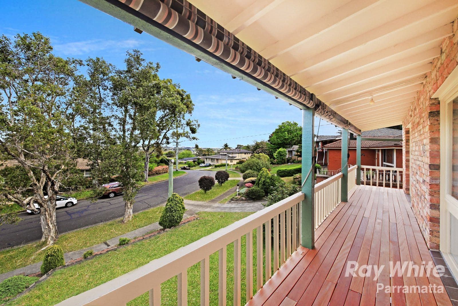 32 Cromarty Crescent, Winston Hills - Thumbnail 5