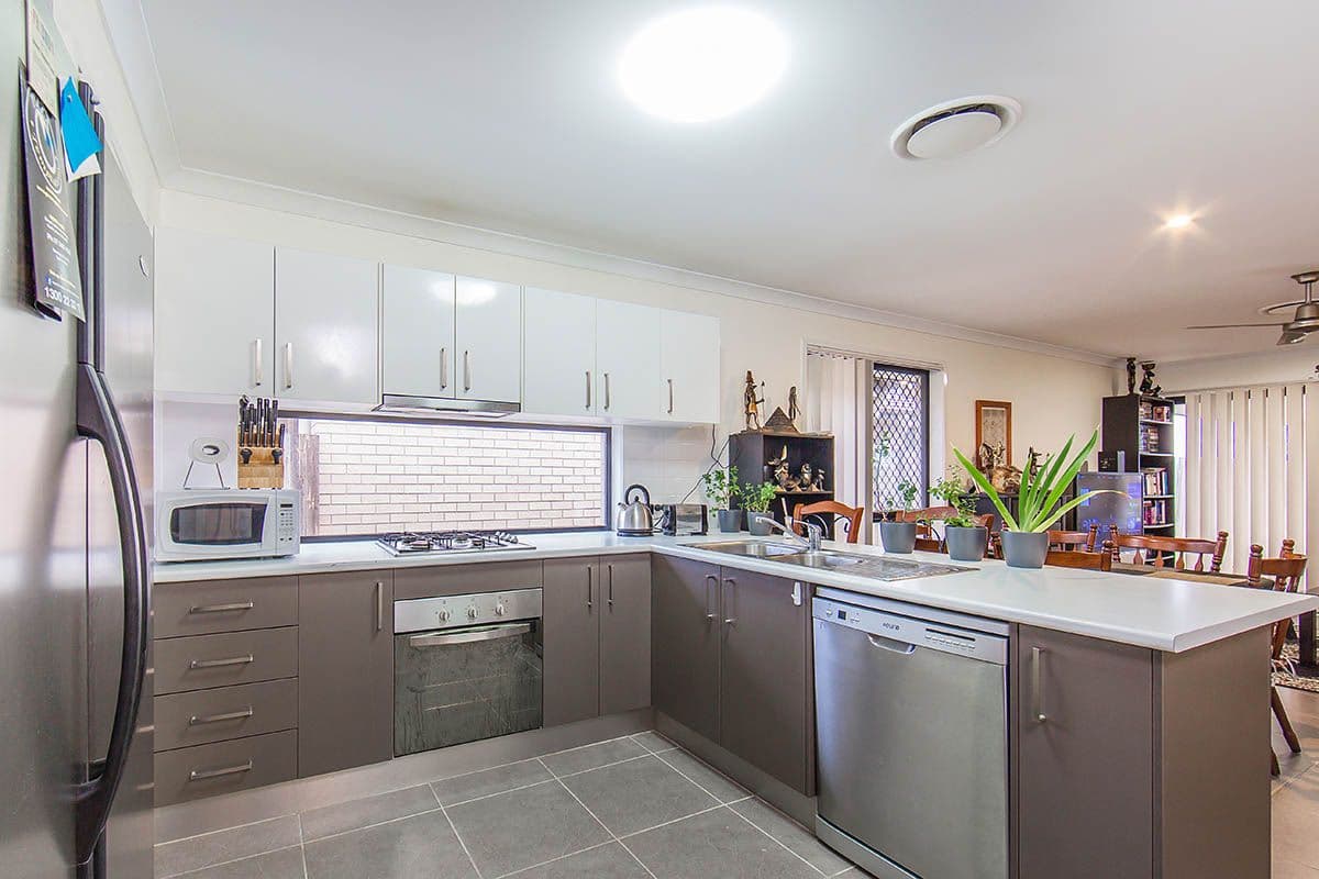 12 Zircon Place, Mango Hill QLD 4509, Mango Hill - Thumbnail 3
