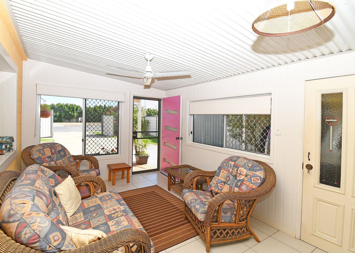 8 Urraween Road, Urraween QLD 4655, Urraween - Thumbnail 3