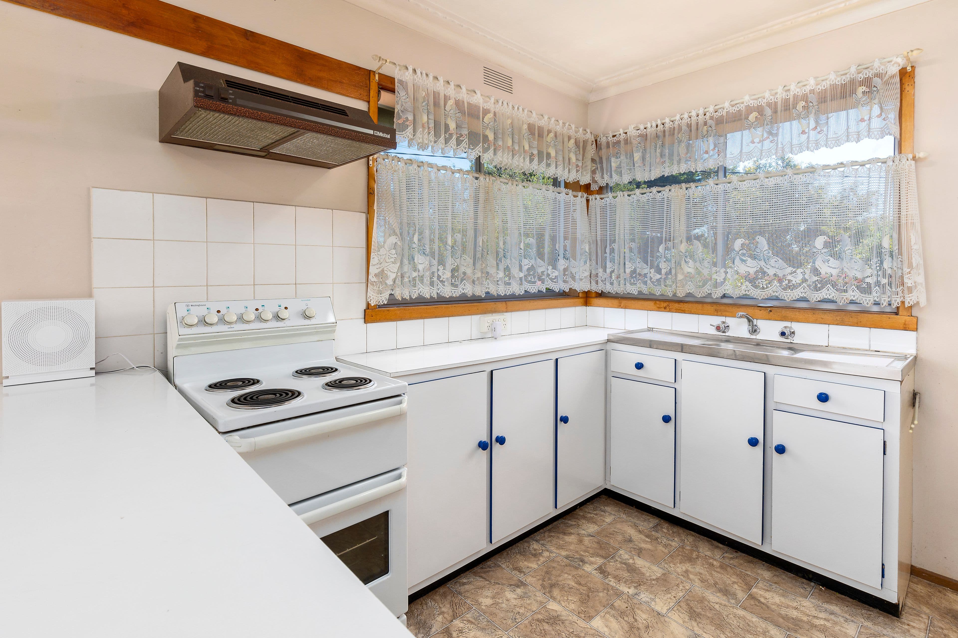 177 Eighth Avenue, Rosebud VIC 3939, Rosebud - Thumbnail 2