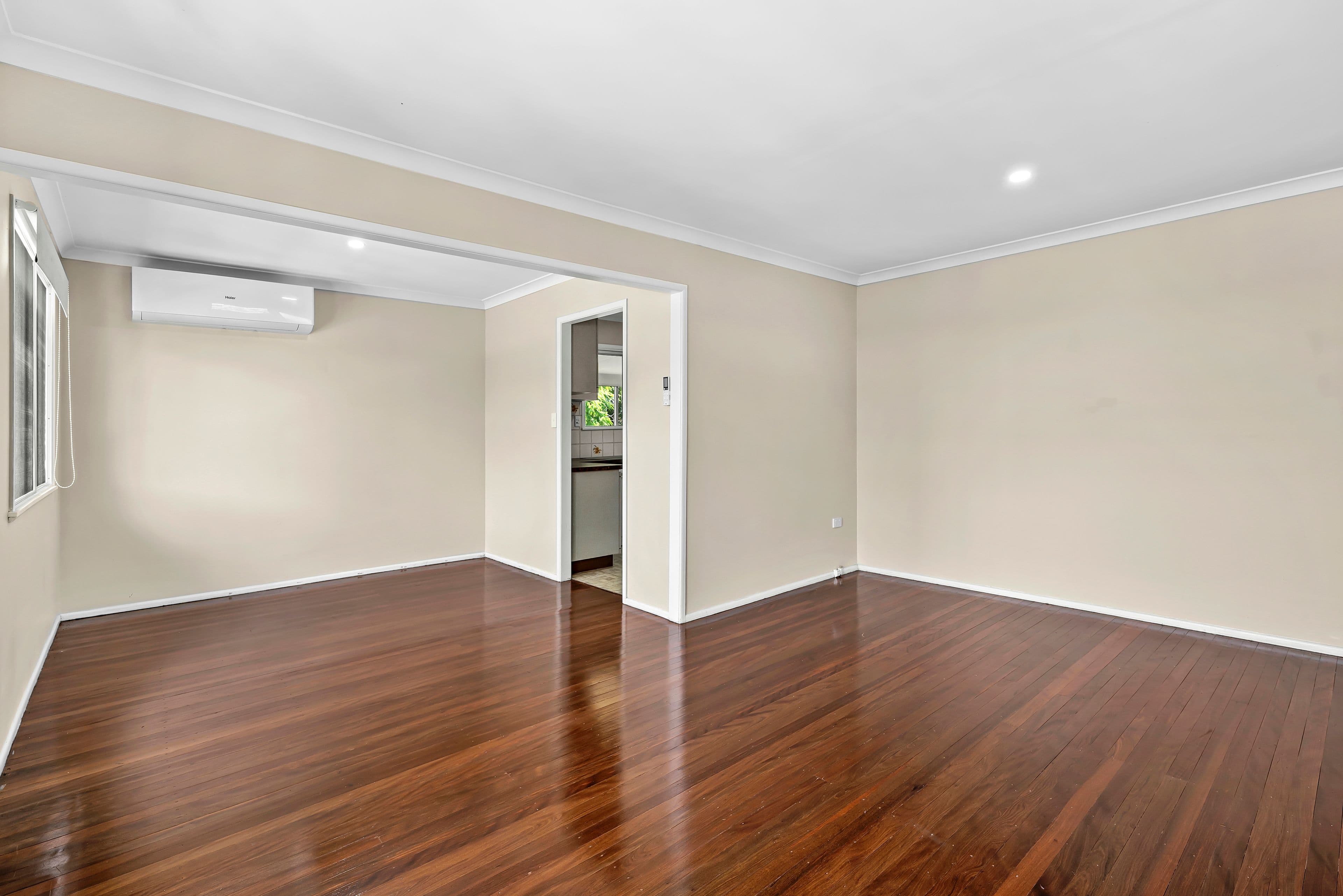 8 Orana Street, Carina QLD 4152, Carina - Thumbnail 2