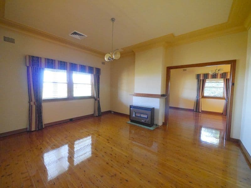 78 Liverpool Street, Cowra - Thumbnail 2