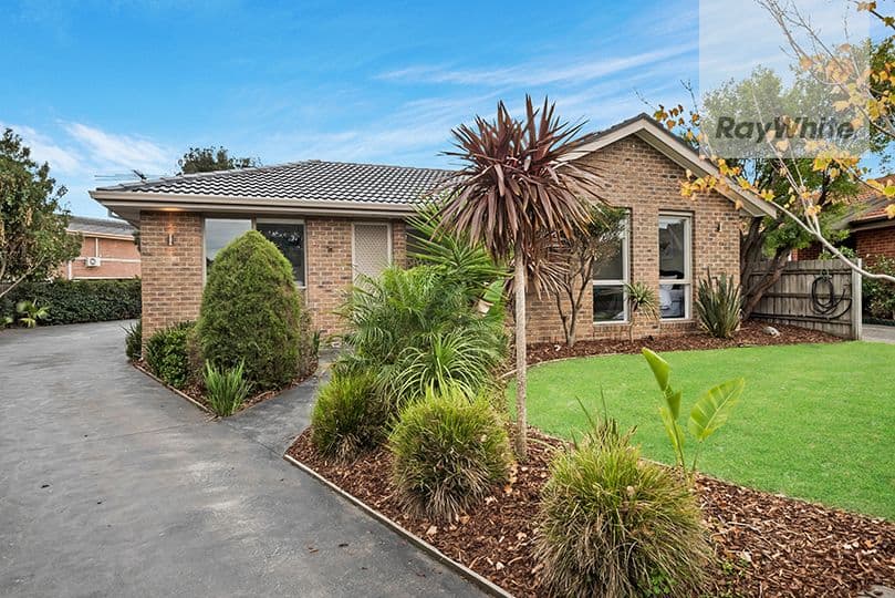 5 Windeatt Close, Mill Park VIC 3082, Mill Park - Image 1