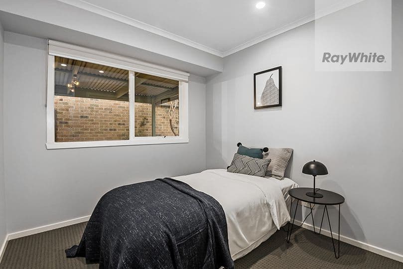 5 Windeatt Close, Mill Park VIC 3082, Mill Park - Thumbnail 8