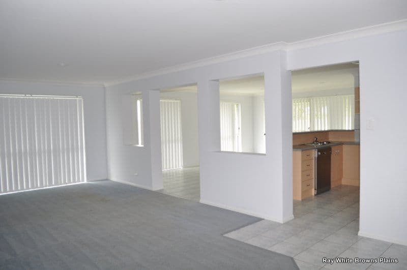 32 Charlton Place, REGENTS PARK QLD 4118, Regents Park - Thumbnail 2