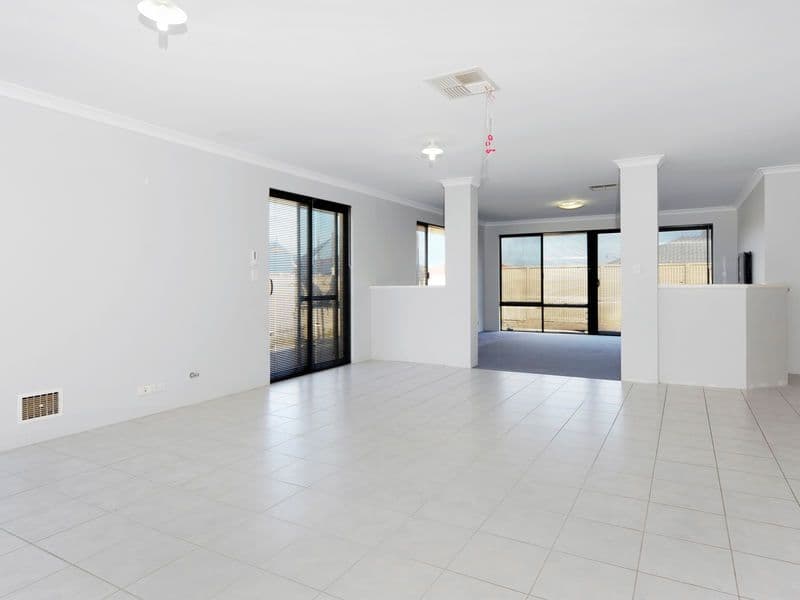 15 Westlinton Circle, WAIKIKI WA 6169, Waikiki - Thumbnail 6