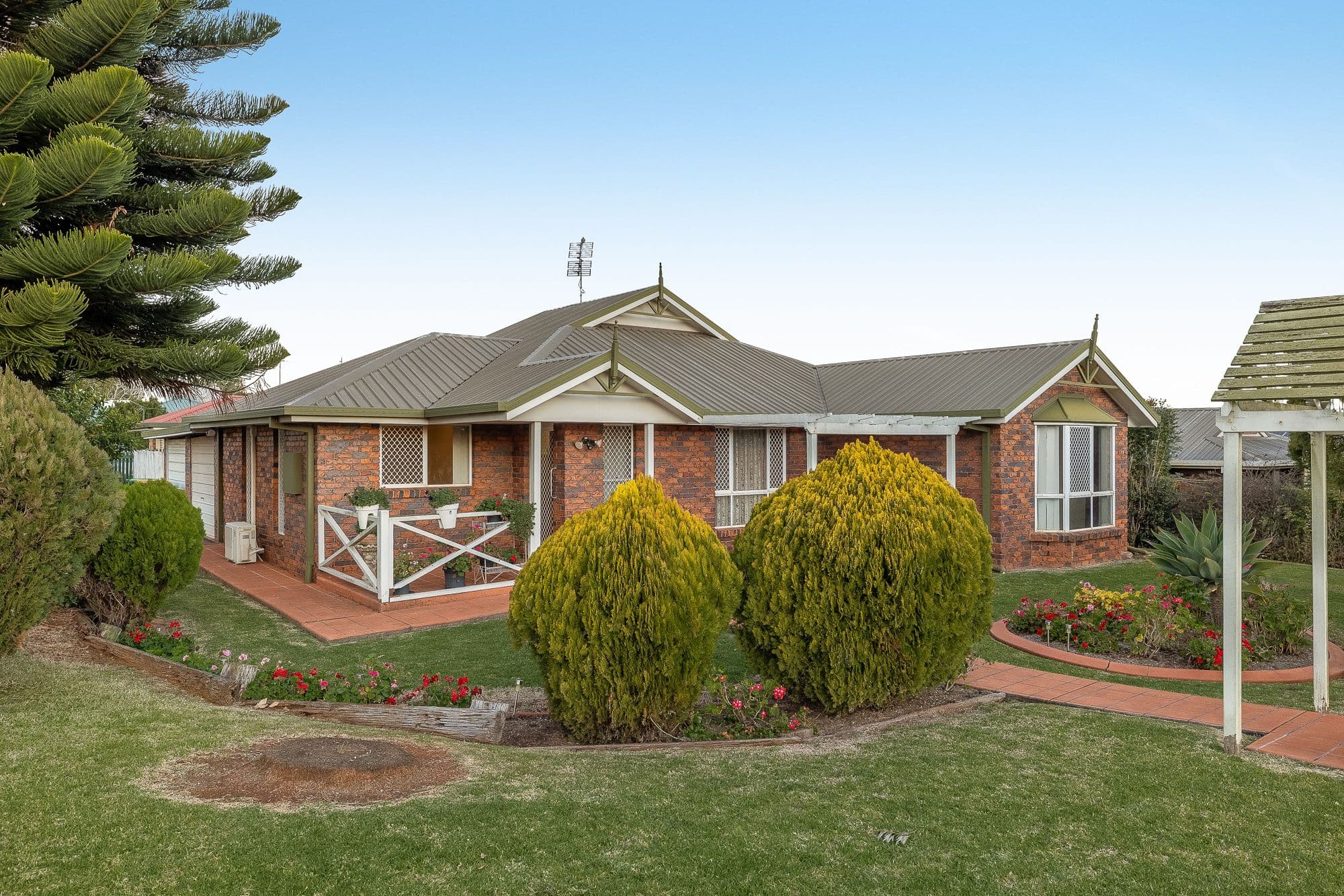 2 Silky Oak Drive, Glenvale QLD 4350, Glenvale - Image 1