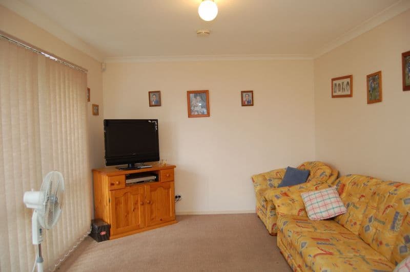 70 Murrumbidgee Street, HILLCREST QLD 4118, Hillcrest - Thumbnail 2