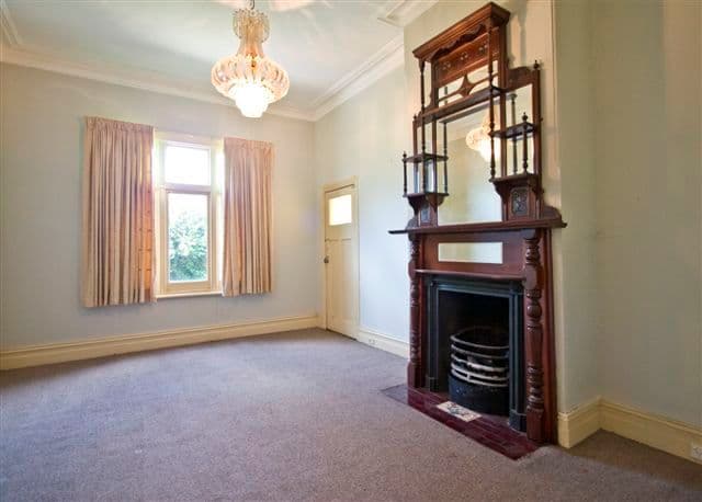 402 Waterdale Road, HEIDELBERG HEIGHTS VIC 3081, Heidelberg Heights - Thumbnail 2