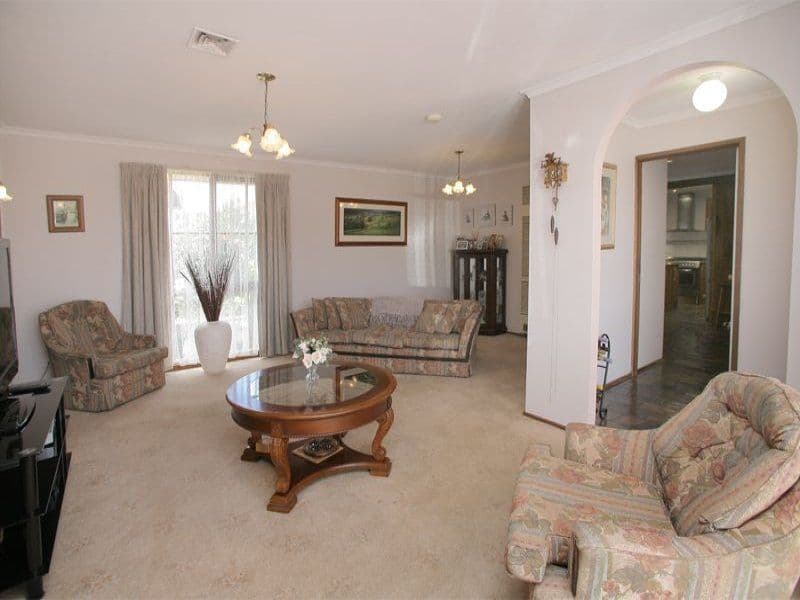 14 princess Maria Place, HAMPTON PARK VIC 3976, Hampton Park - Thumbnail 5