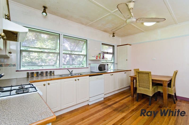 5 Allowrie Street, STAFFORD QLD 4053, Stafford - Thumbnail 5