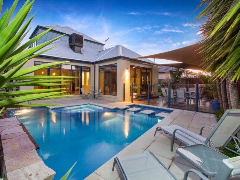 21 Island Point Avenue, WATERWAYS VIC 3195, Waterways - Thumbnail 2