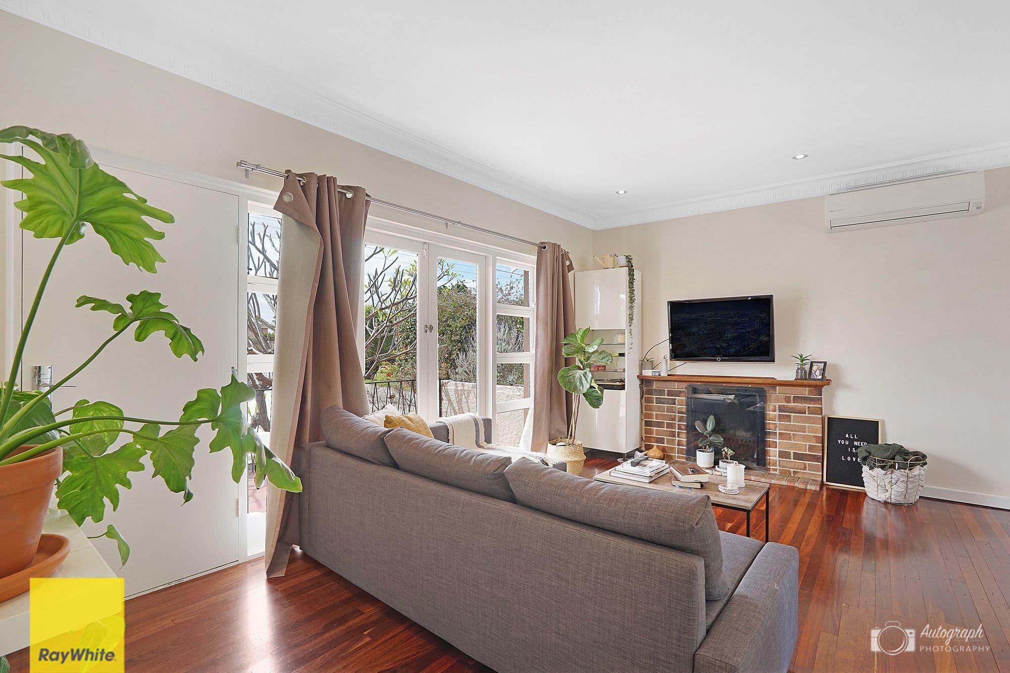 267 Grand Promenade, Dianella WA 6059, Dianella - Thumbnail 2
