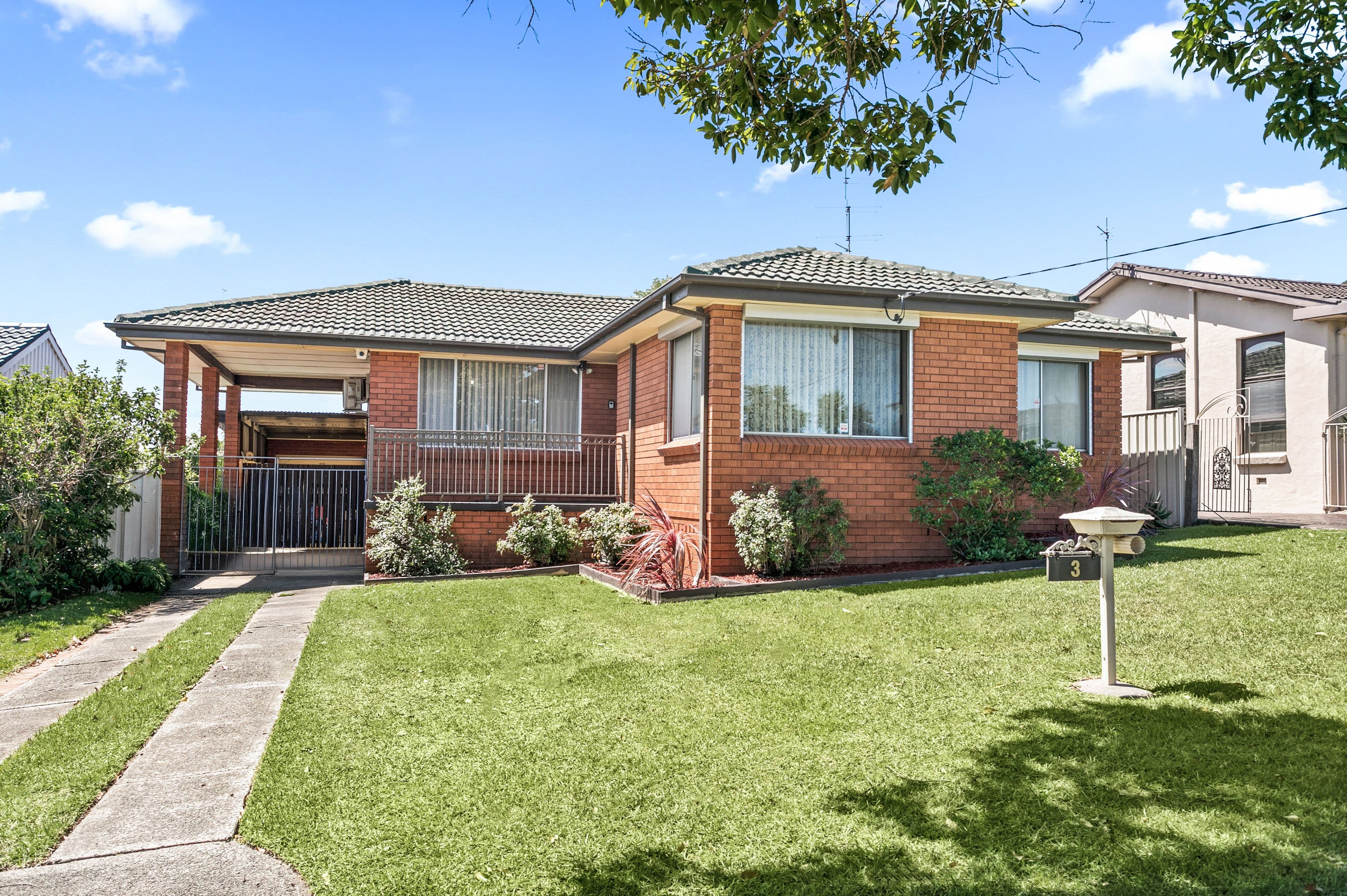 3 Shipton Crescent, Mount Warrigal NSW 2528, Mount Warrigal - Image 1