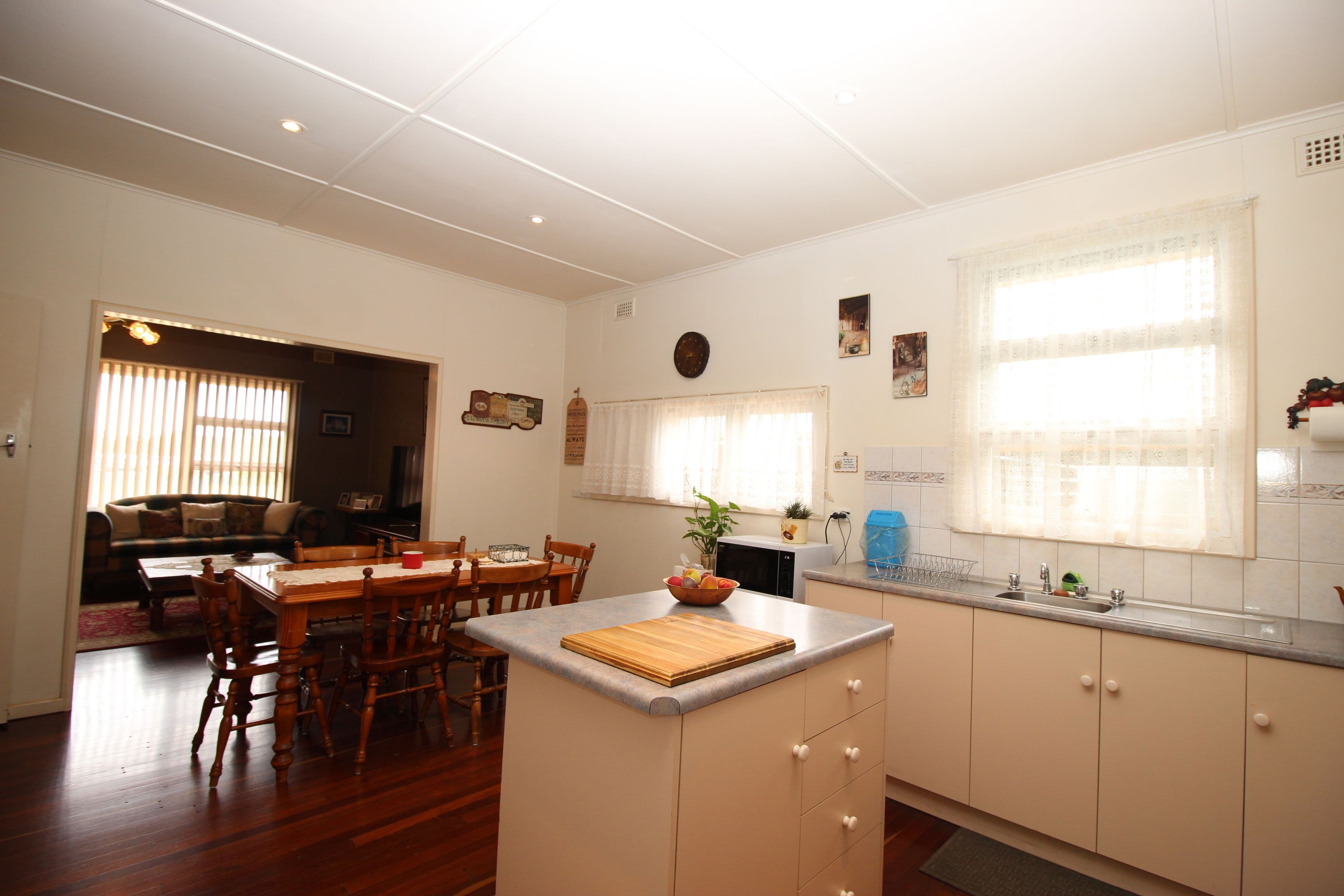 9 Marks Terrace, Waikerie SA 5330, Waikerie - Thumbnail 6