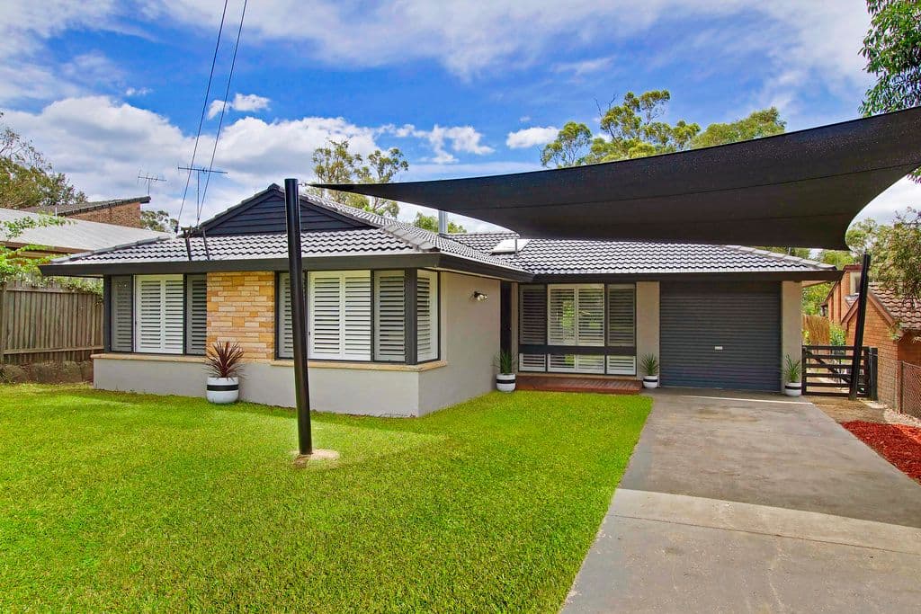 261 Lieutenant Bowen Drive, Bowen Mountain - Thumbnail 2