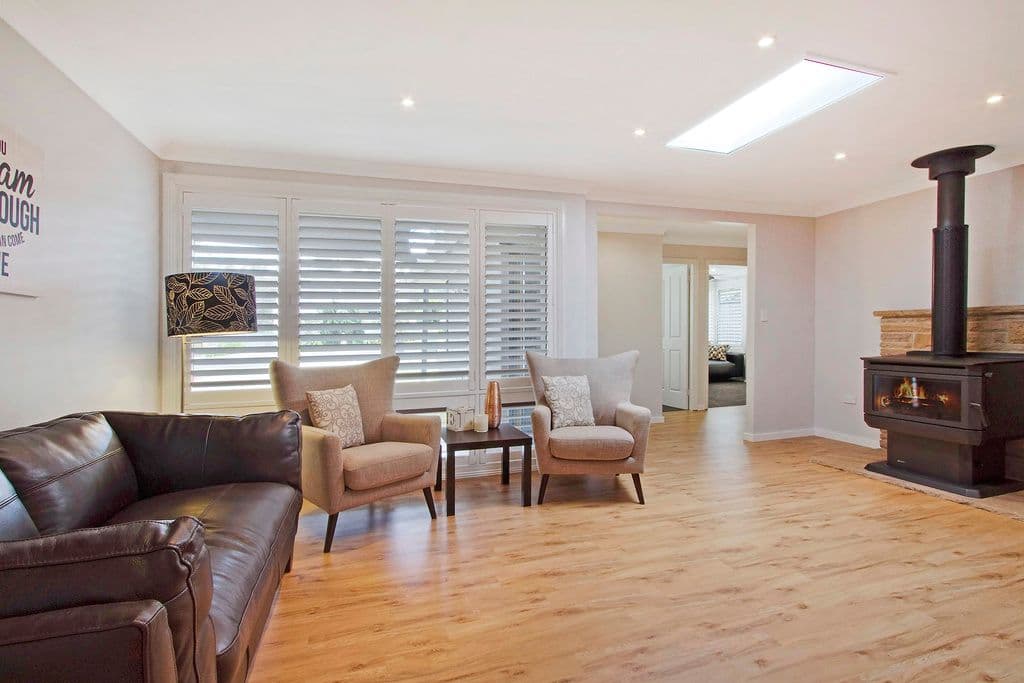 261 Lieutenant Bowen Drive, Bowen Mountain - Thumbnail 5