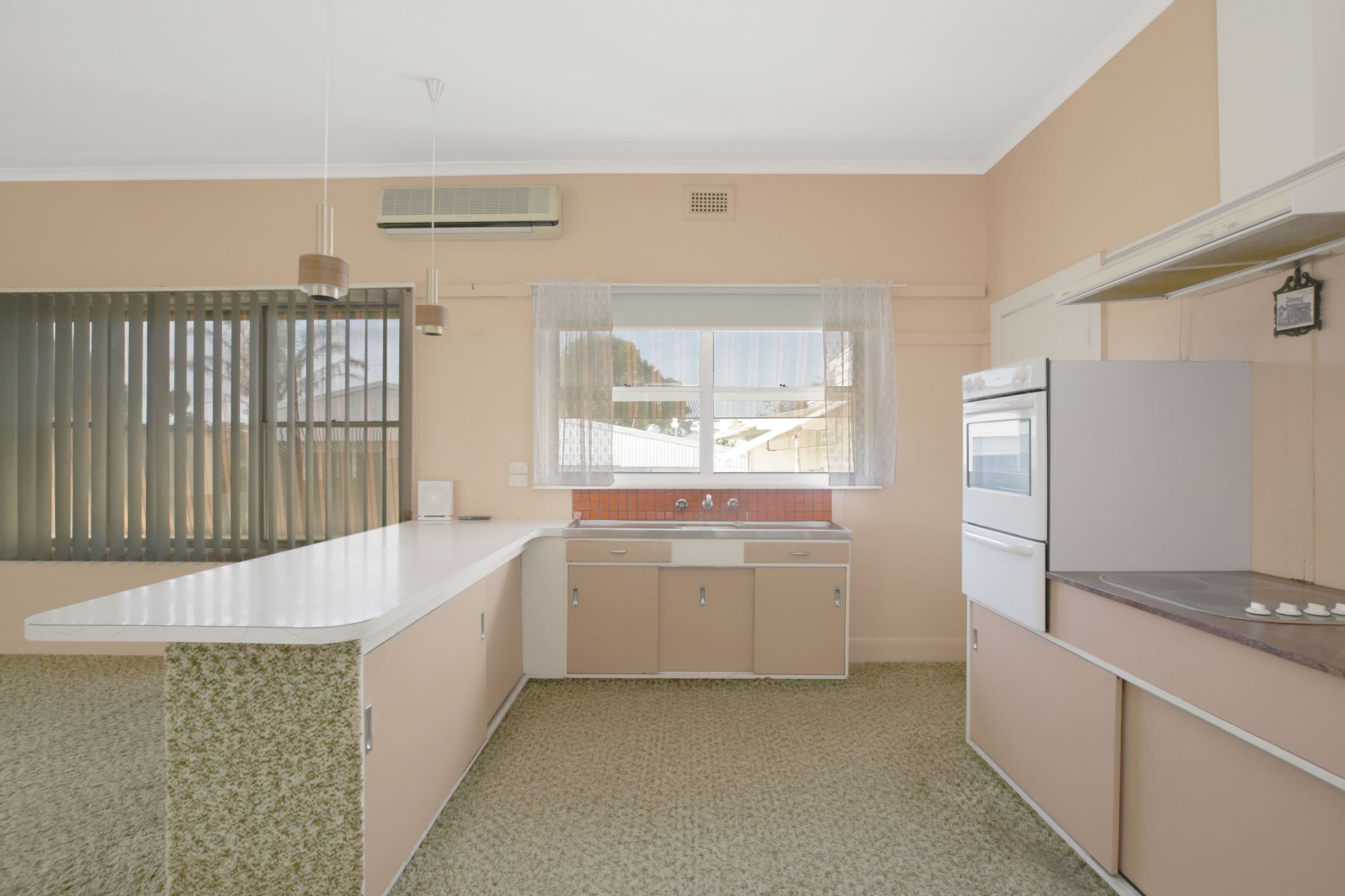 50 Gravesend Street, Colac VIC 3250, Colac - Thumbnail 2
