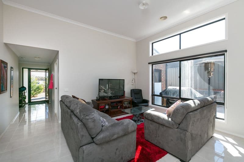 6 Trickett Court, Kangaroo Flat VIC 3555, Kangaroo Flat - Thumbnail 3