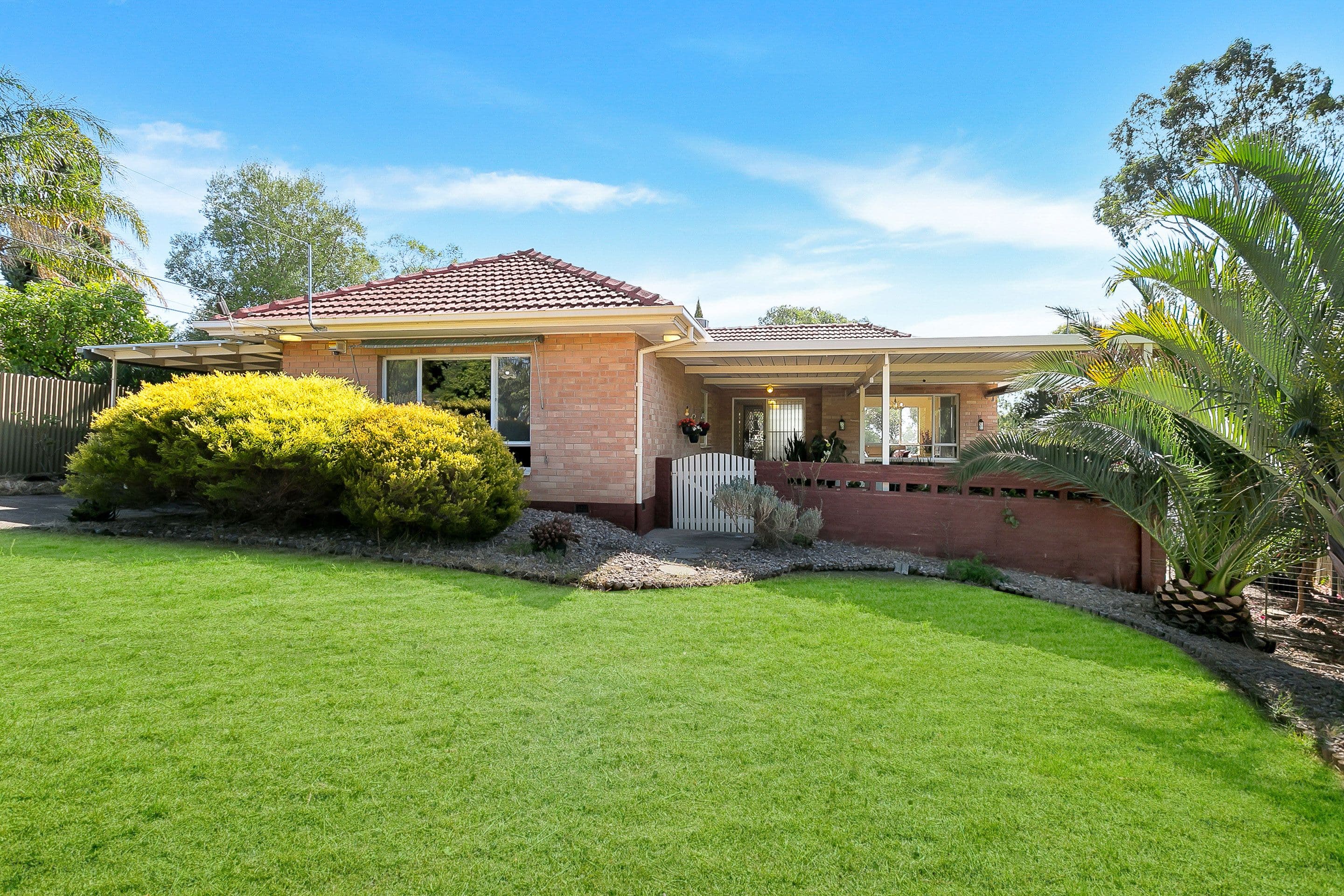 4 Lee Court, Para Hills SA 5096, Para Hills - Image 1