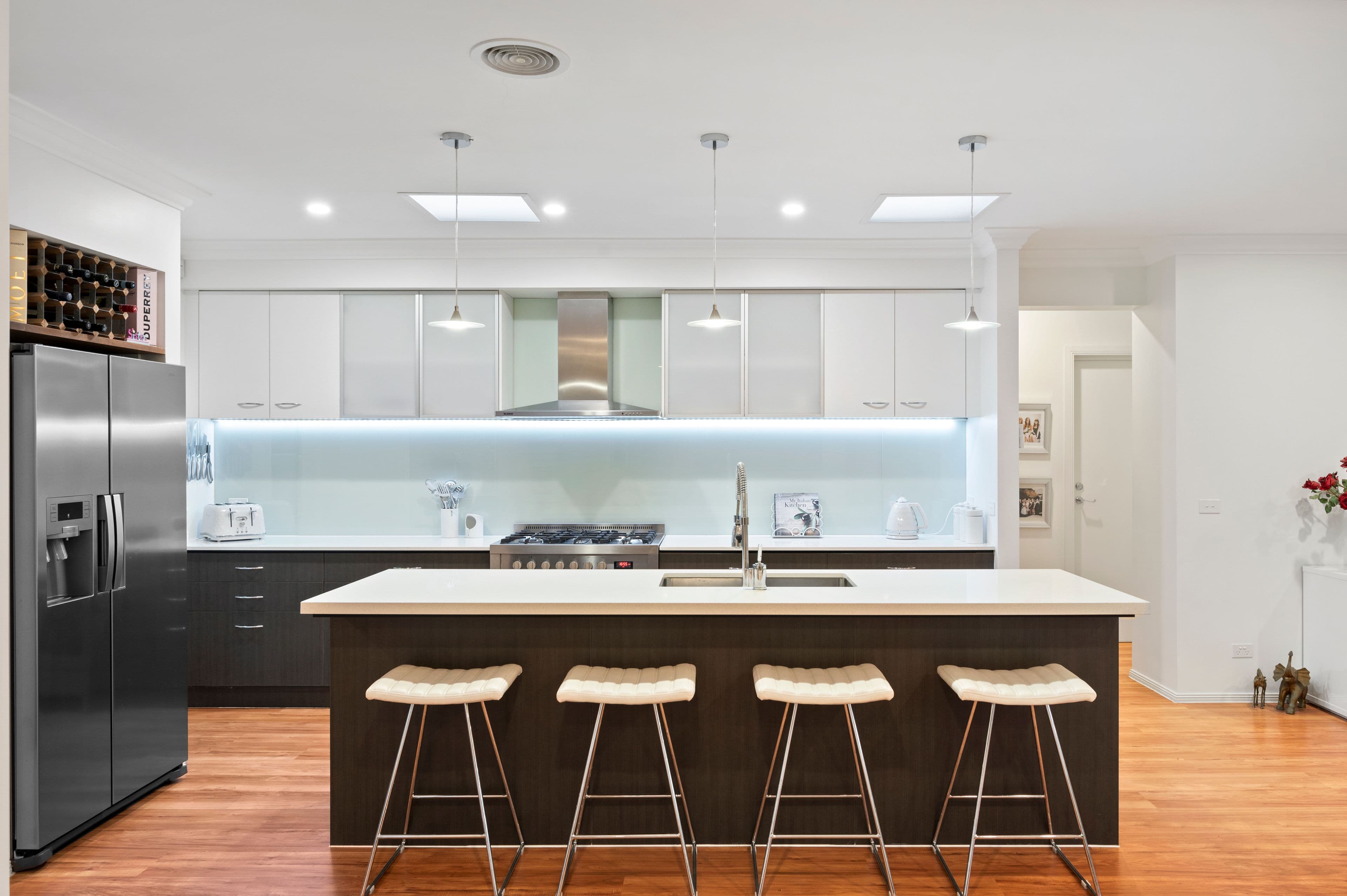 19 Kensley Circuit, Craigieburn VIC 3064, Craigieburn - Thumbnail 2