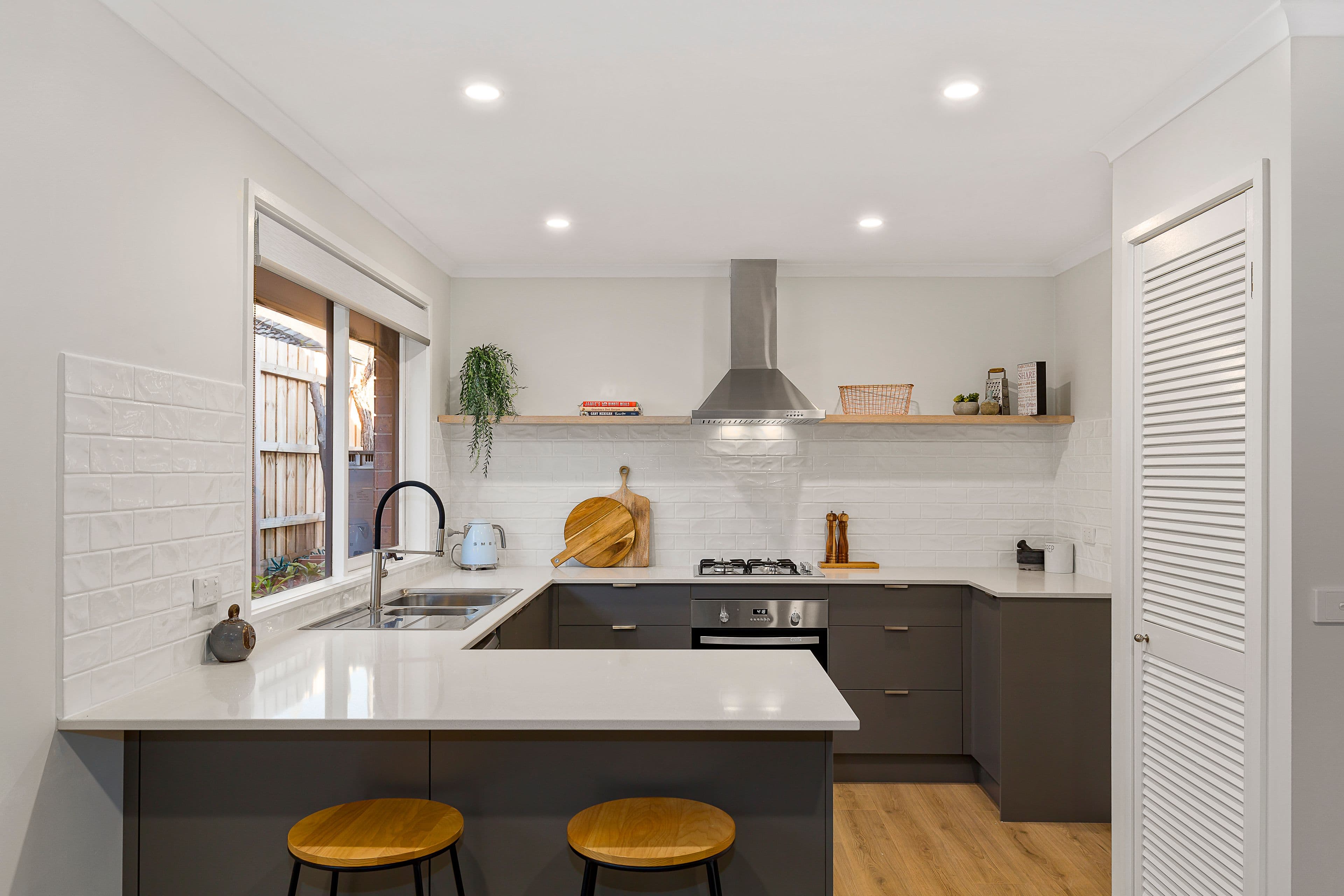 15 St Johns Avenue, Frankston VIC 3199, Frankston - Thumbnail 2