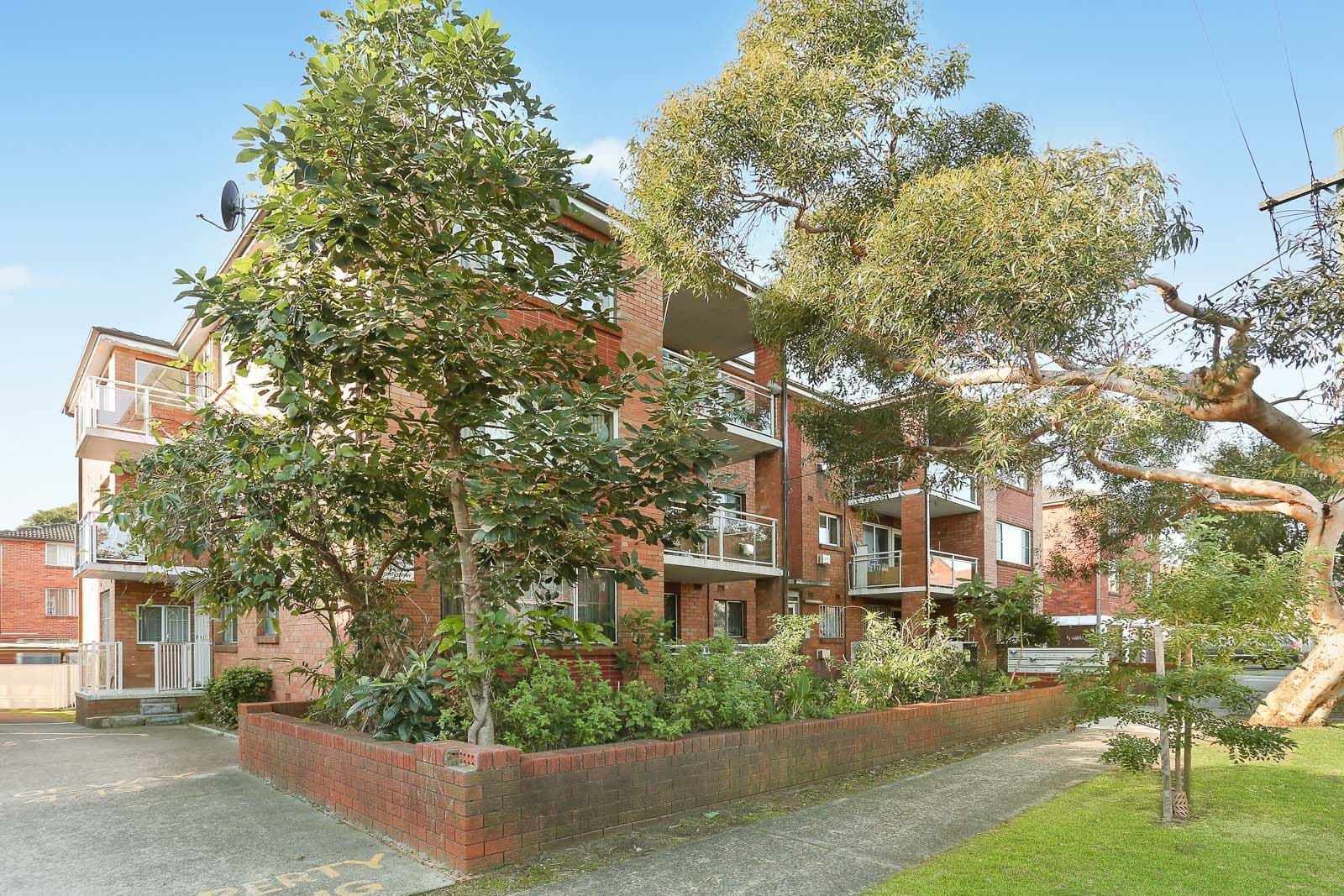21 Mascot Drive, Eastlakes NSW 2018, Eastlakes - Thumbnail 2