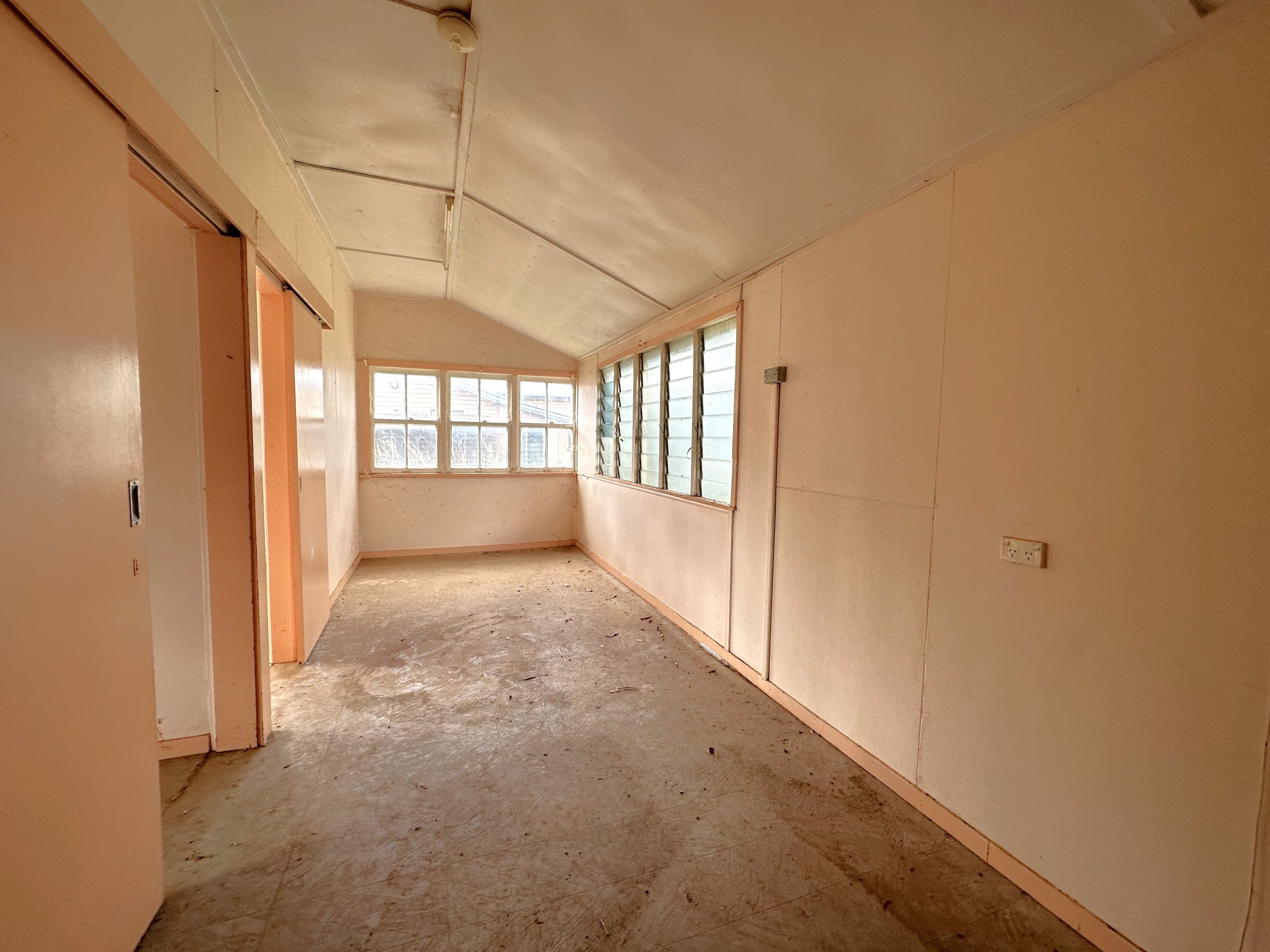 4 Goldston Street, Alpha QLD 4724, Alpha - Thumbnail 5