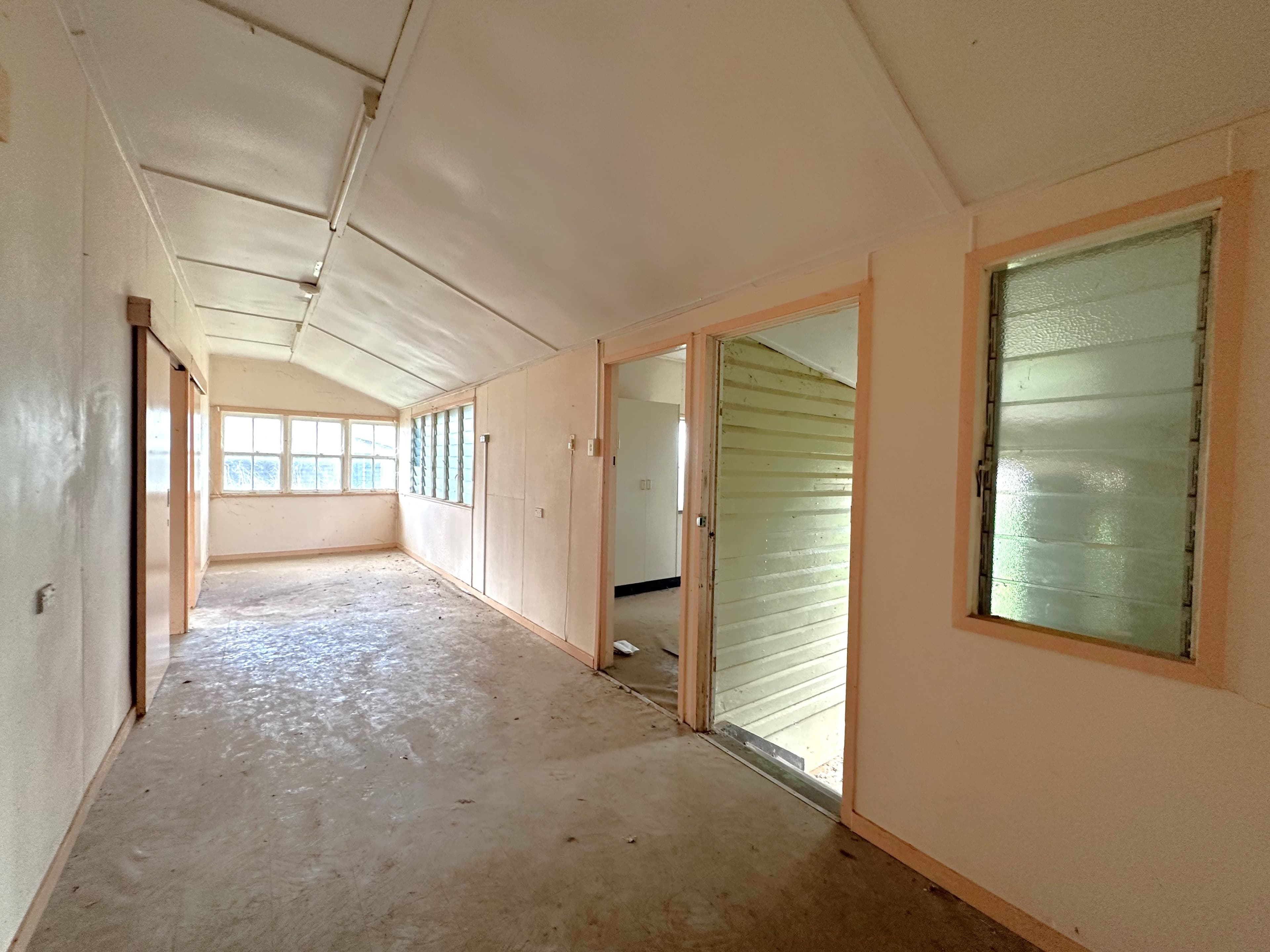 4 Goldston Street, Alpha QLD 4724, Alpha - Thumbnail 6