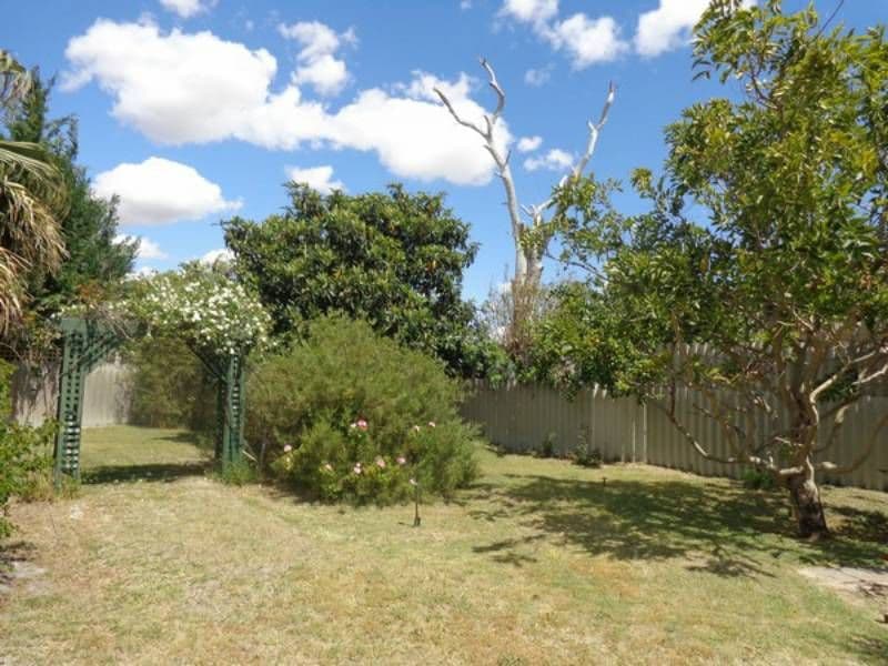 46 Yale Road, THORNLIE WA 6108, Thornlie - Thumbnail 3