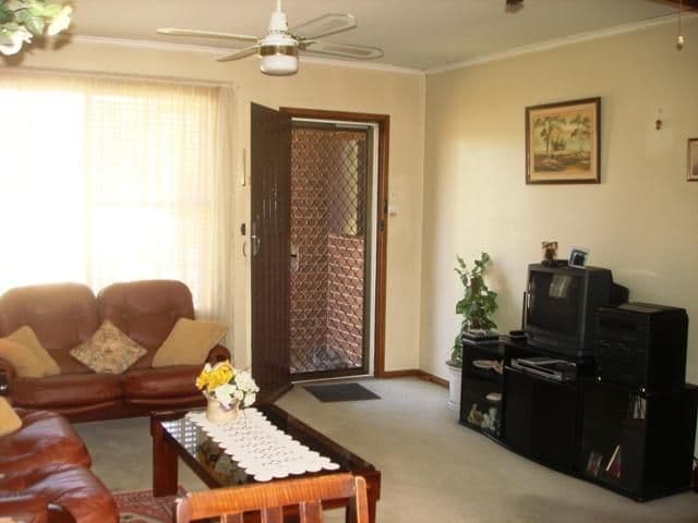 3 Gabo Crescent, SADLEIR NSW 2168, Sadleir - Thumbnail 2
