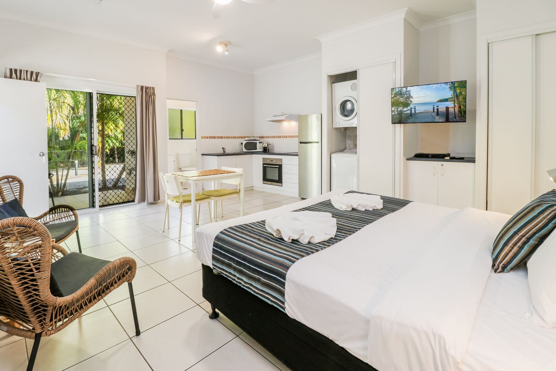 4 Ocean Beach Drive, Agnes Water QLD 4677, Agnes Water - Image 1
