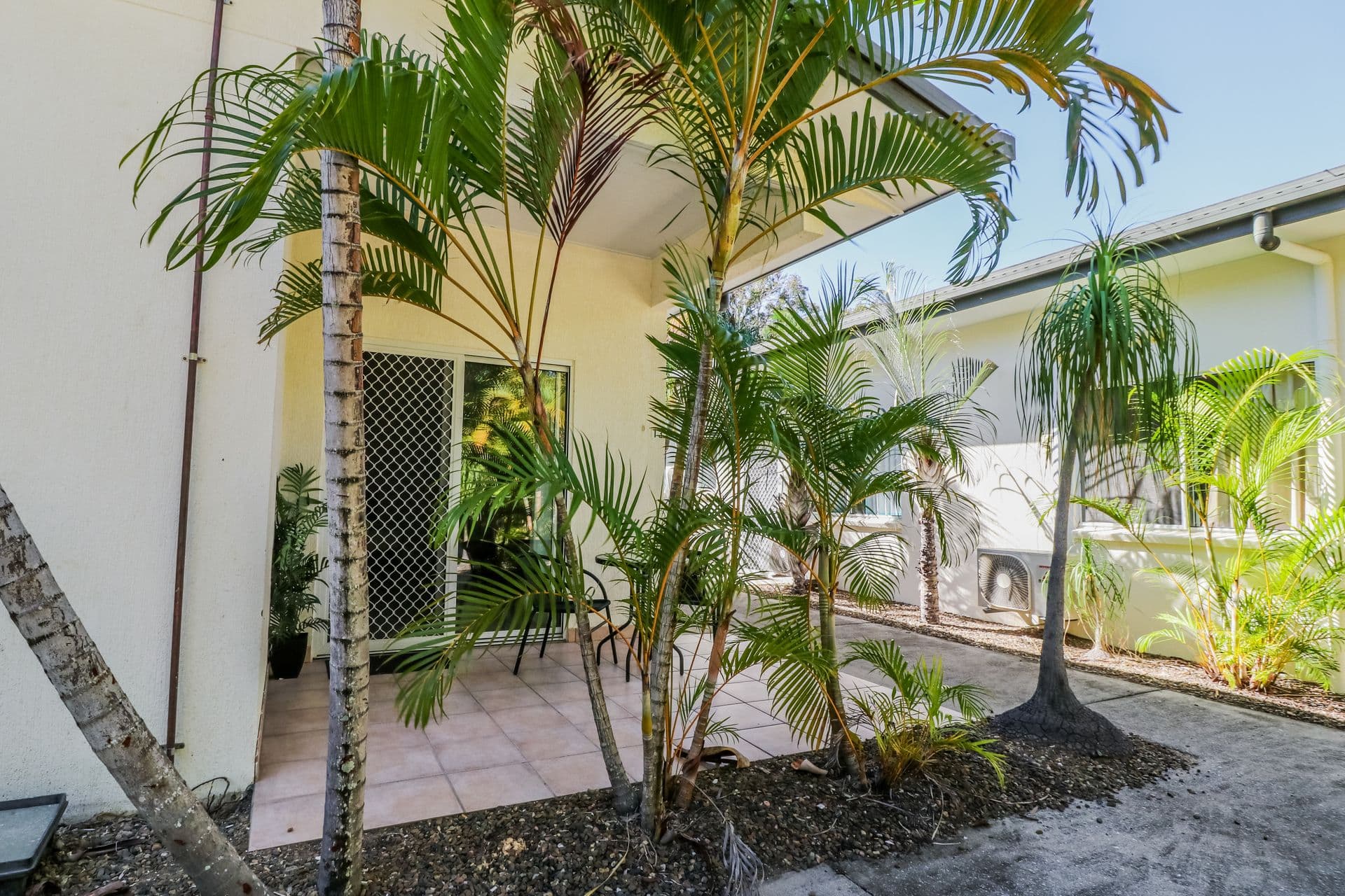 4 Ocean Beach Drive, Agnes Water QLD 4677, Agnes Water - Thumbnail 2